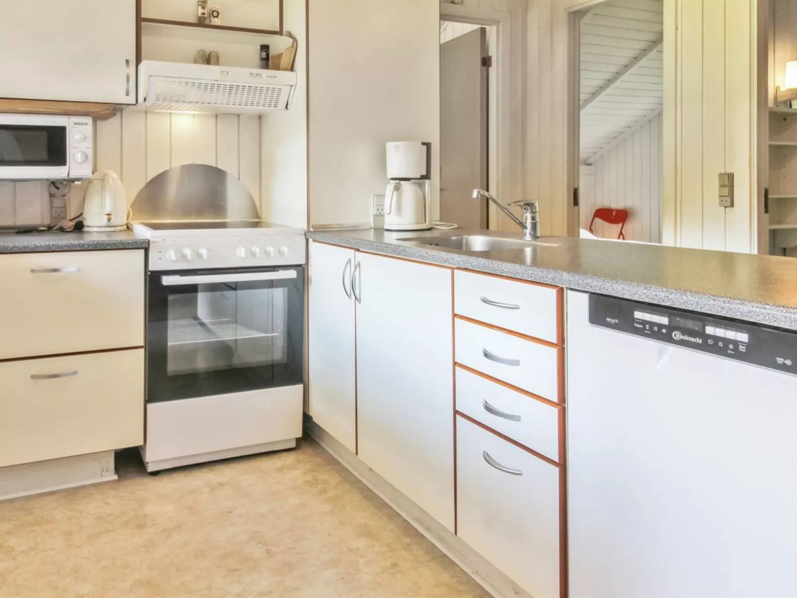 "Faustina" - 29km from the sea-Binnen