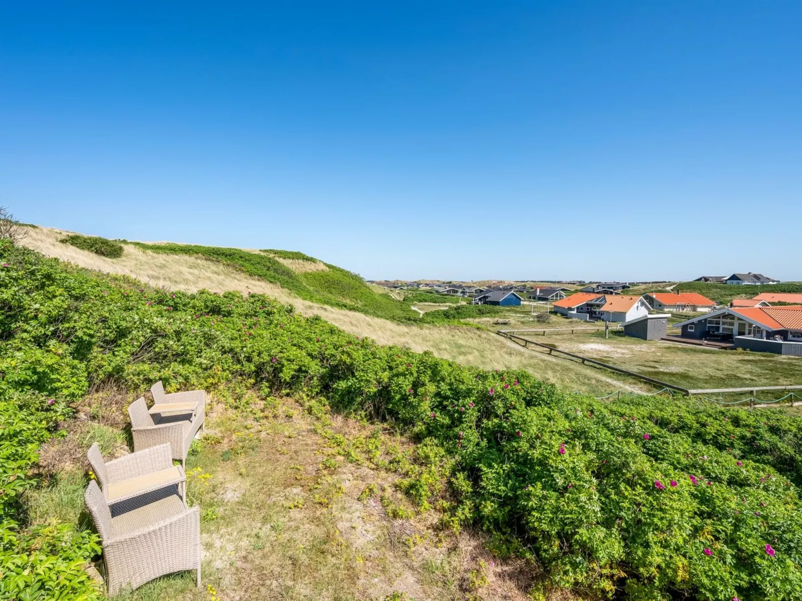 "Lill" - 50m from the sea-Buiten