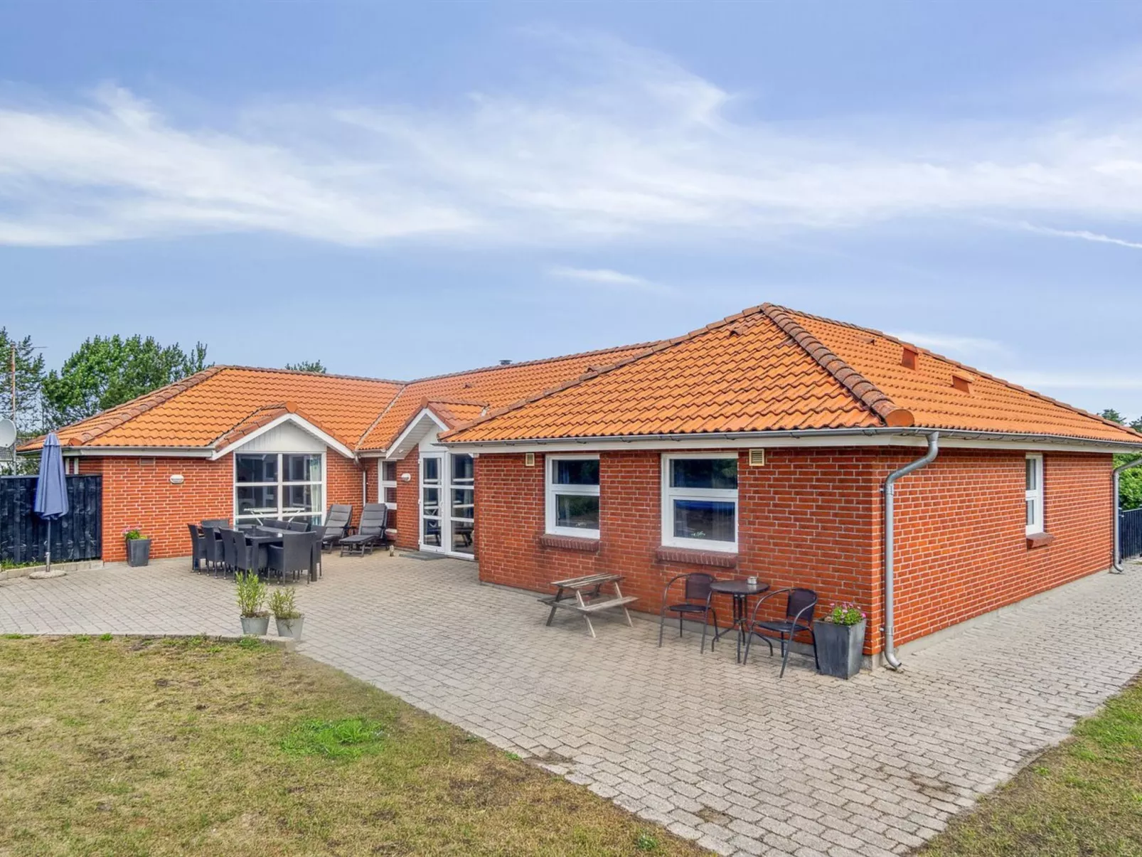 "Jonke" - 800m from the sea-Buiten