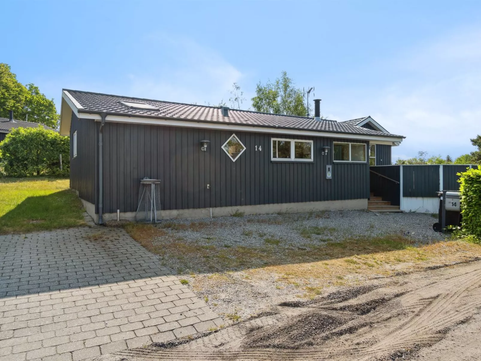 "Rafn" - 550m from the sea-Buiten