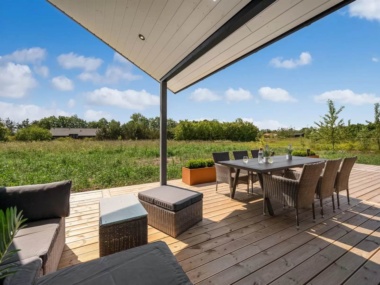 "Måns" - 500m to the fjord-Buiten