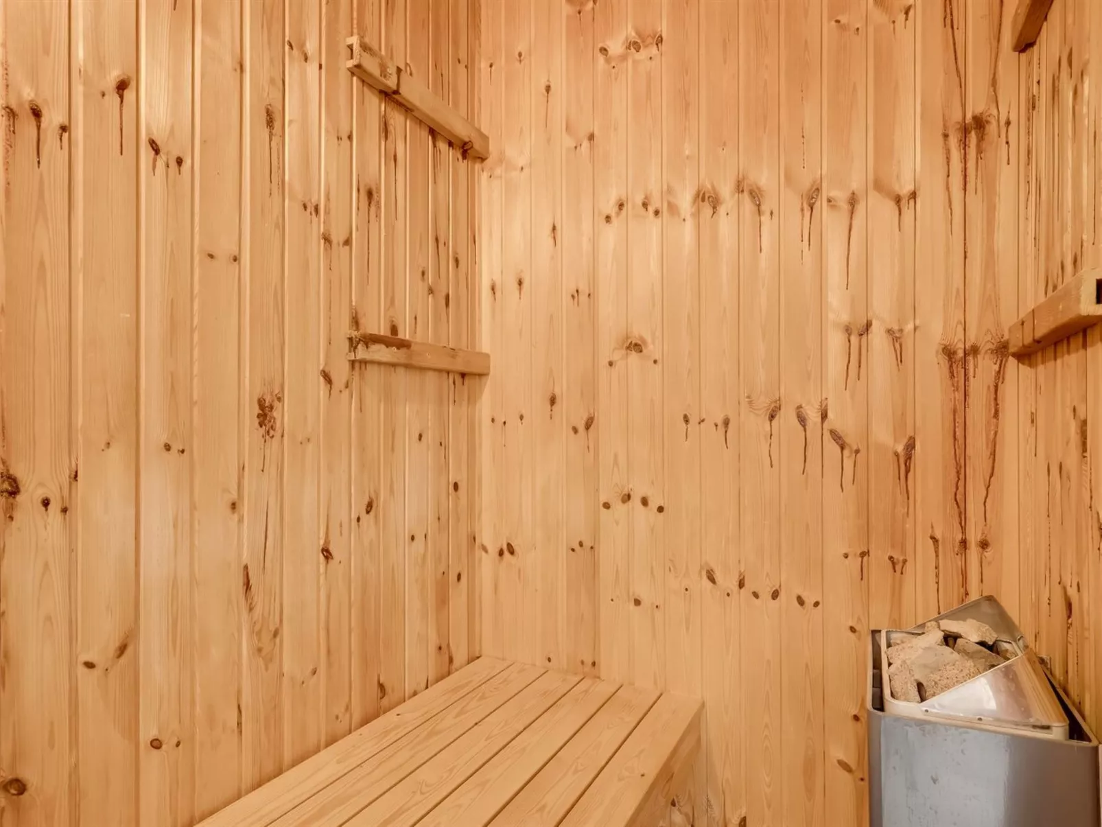 "Laurentius" - 300m from the sea-Binnen