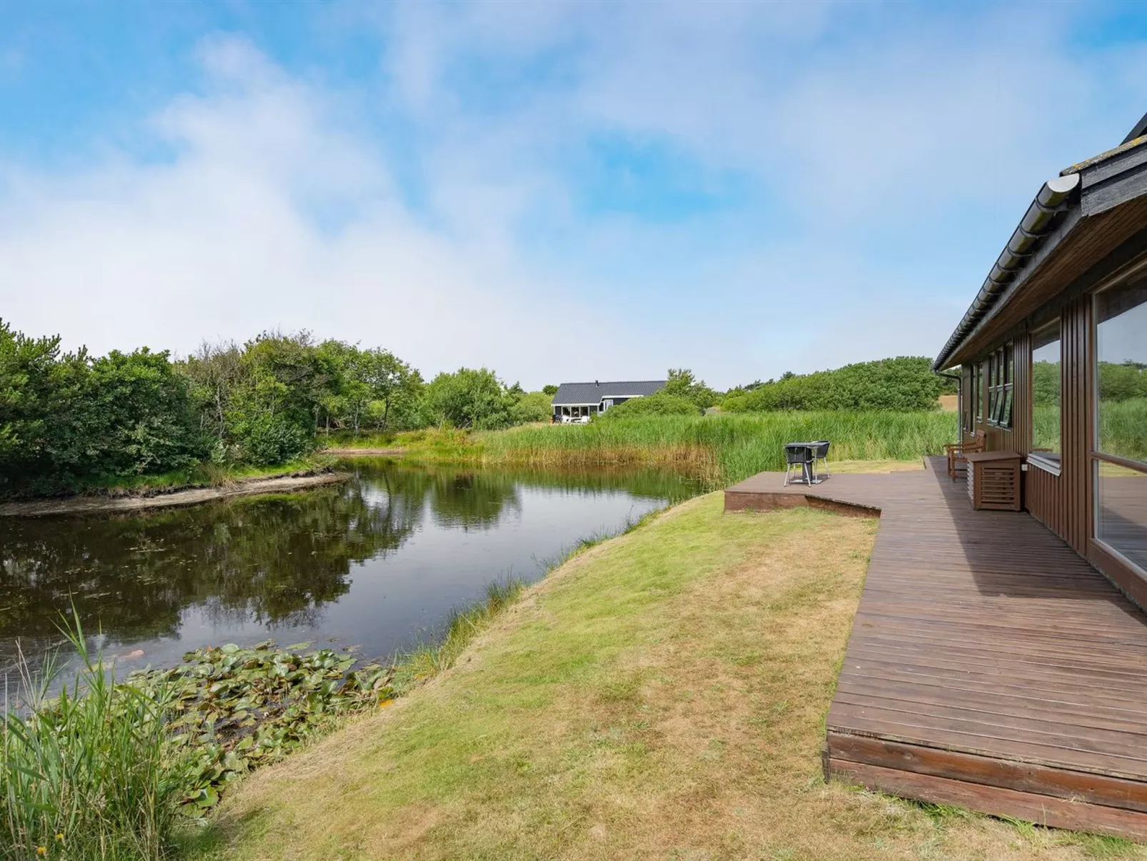 "Frigga" - 400m from the sea-Buiten