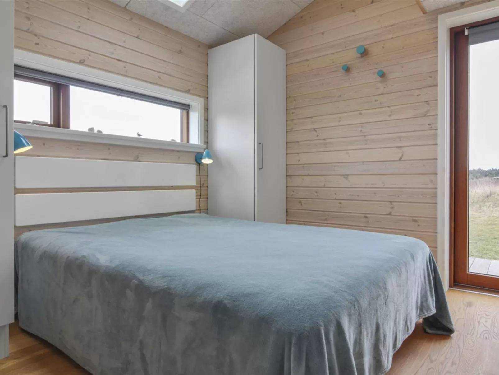 "Tuire" - 250m from the sea-Binnen