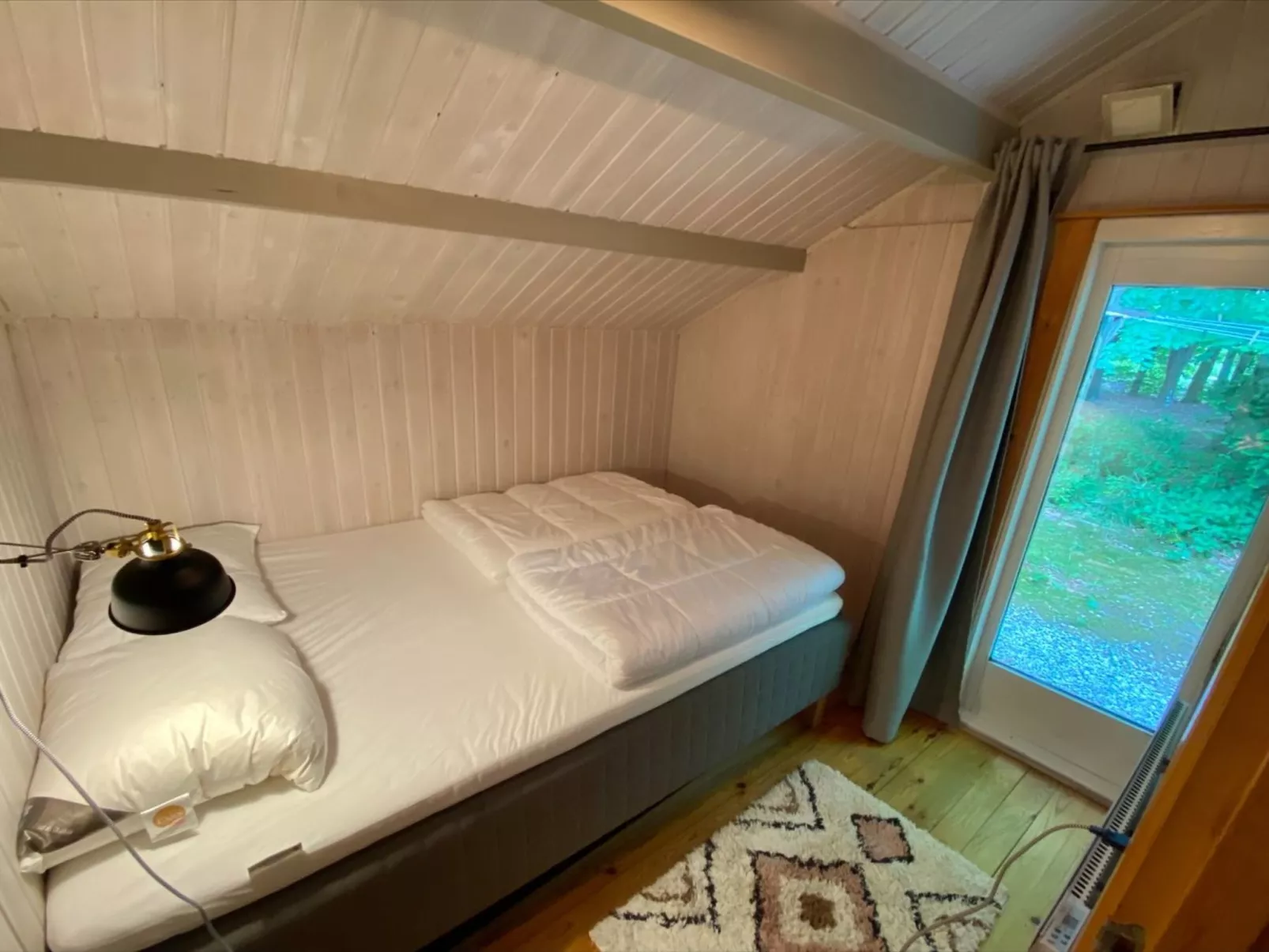 "Iskra" - 900m from the sea-Binnen