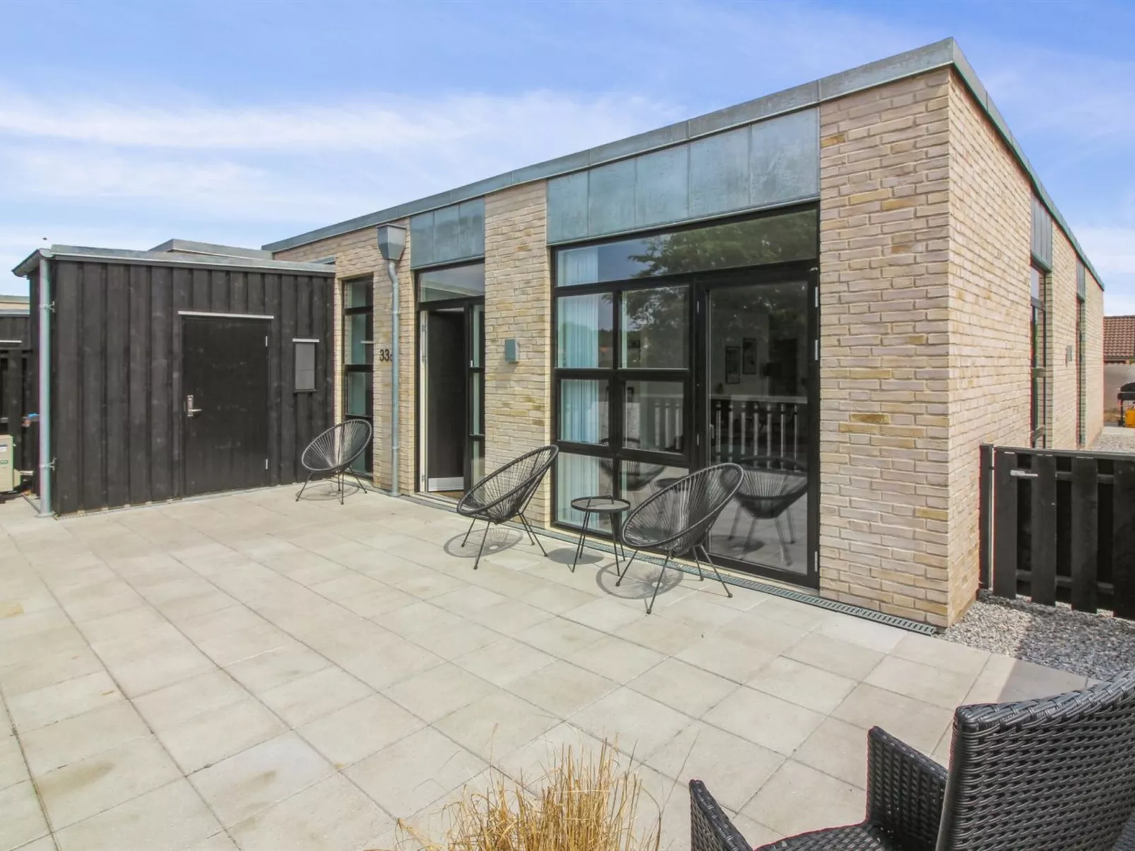 "Laulu" - 2km from the sea-Buiten