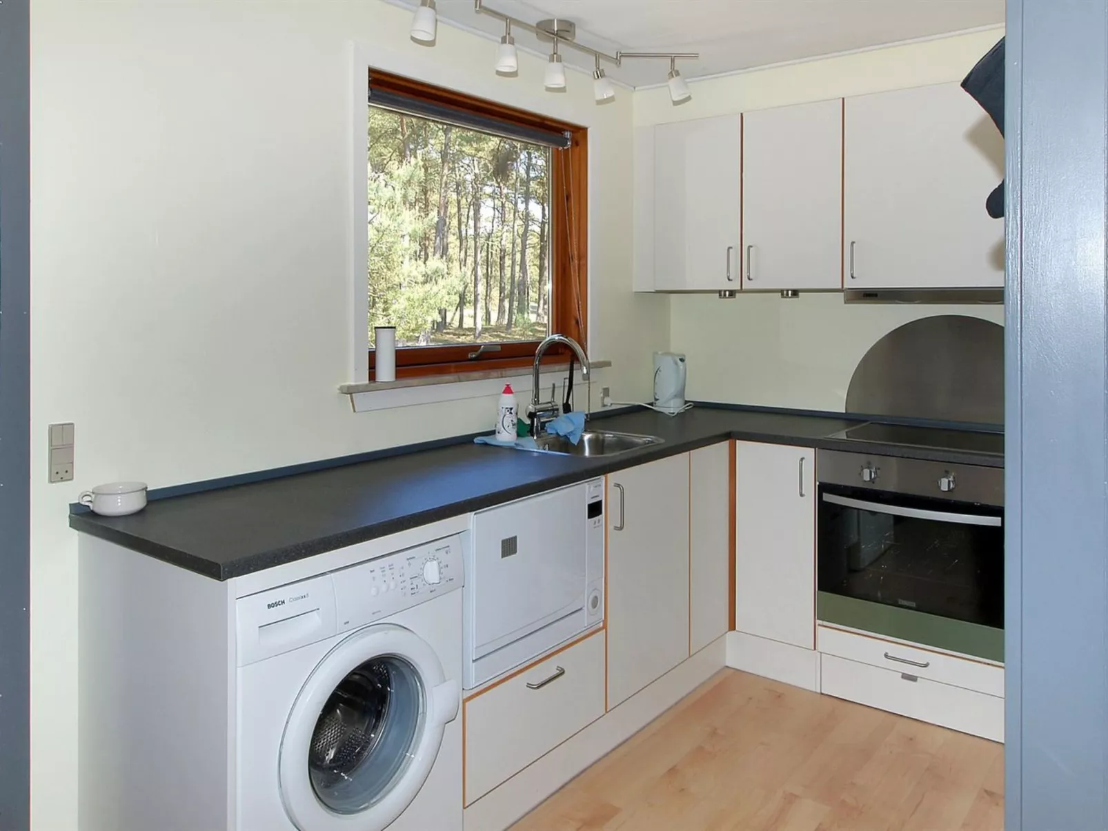 "Apelone" - 300m from the sea-Binnen