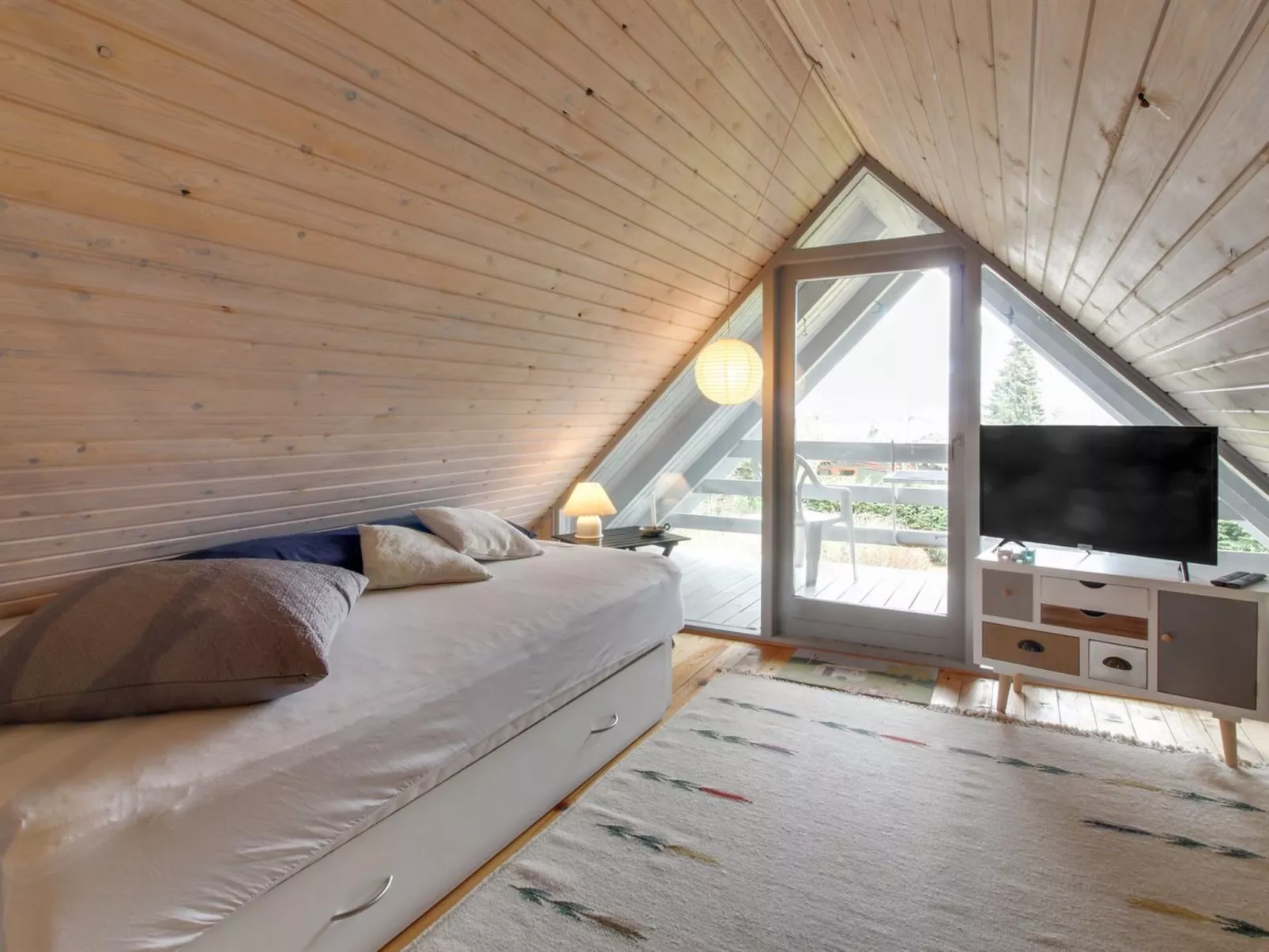 "Ellenor" - 300m to the fjord-Binnen