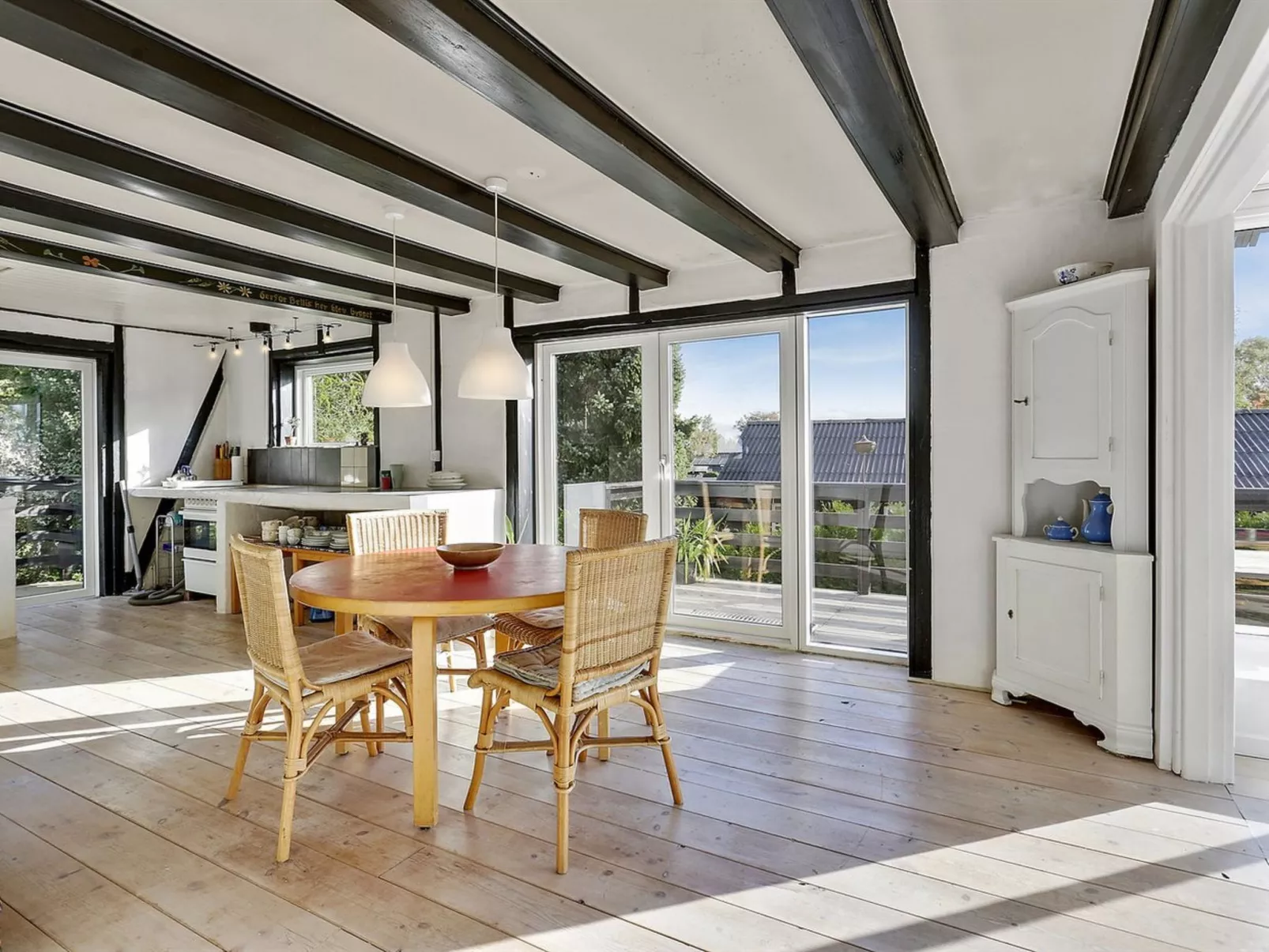 "Melina" - 100m from the sea-Binnen