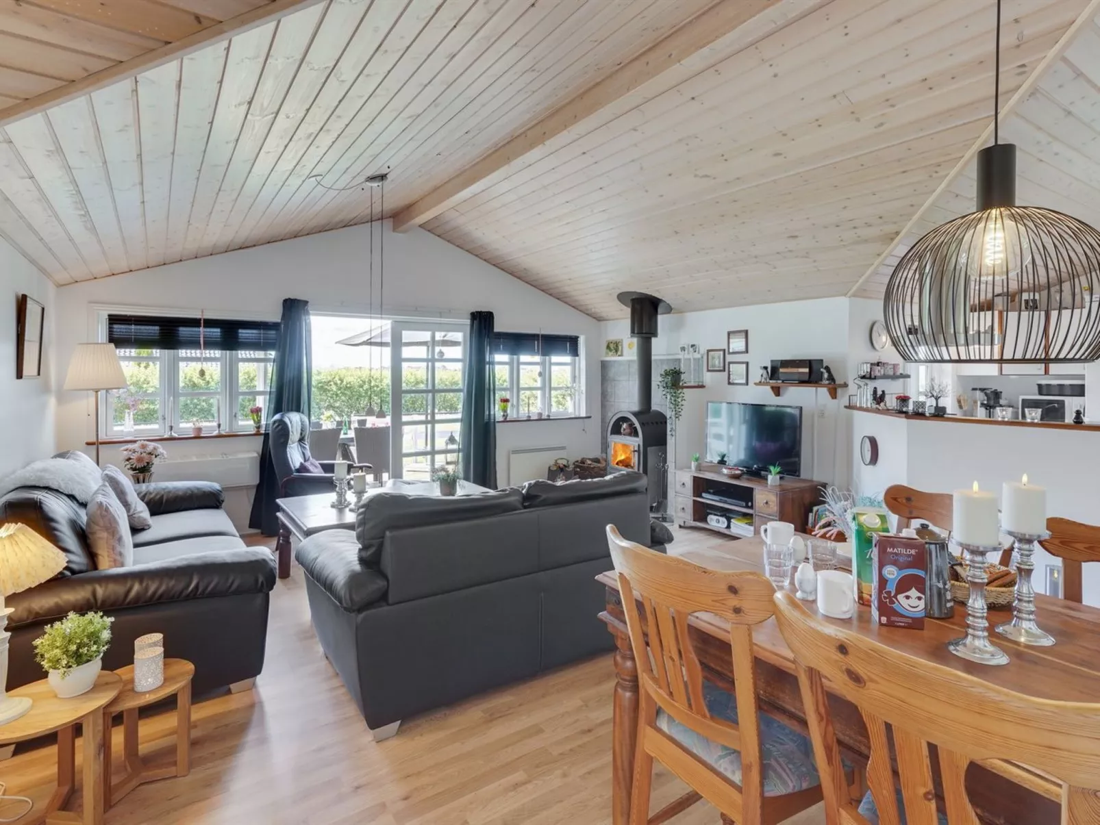 "Tolke" - 29km from the sea-Binnen