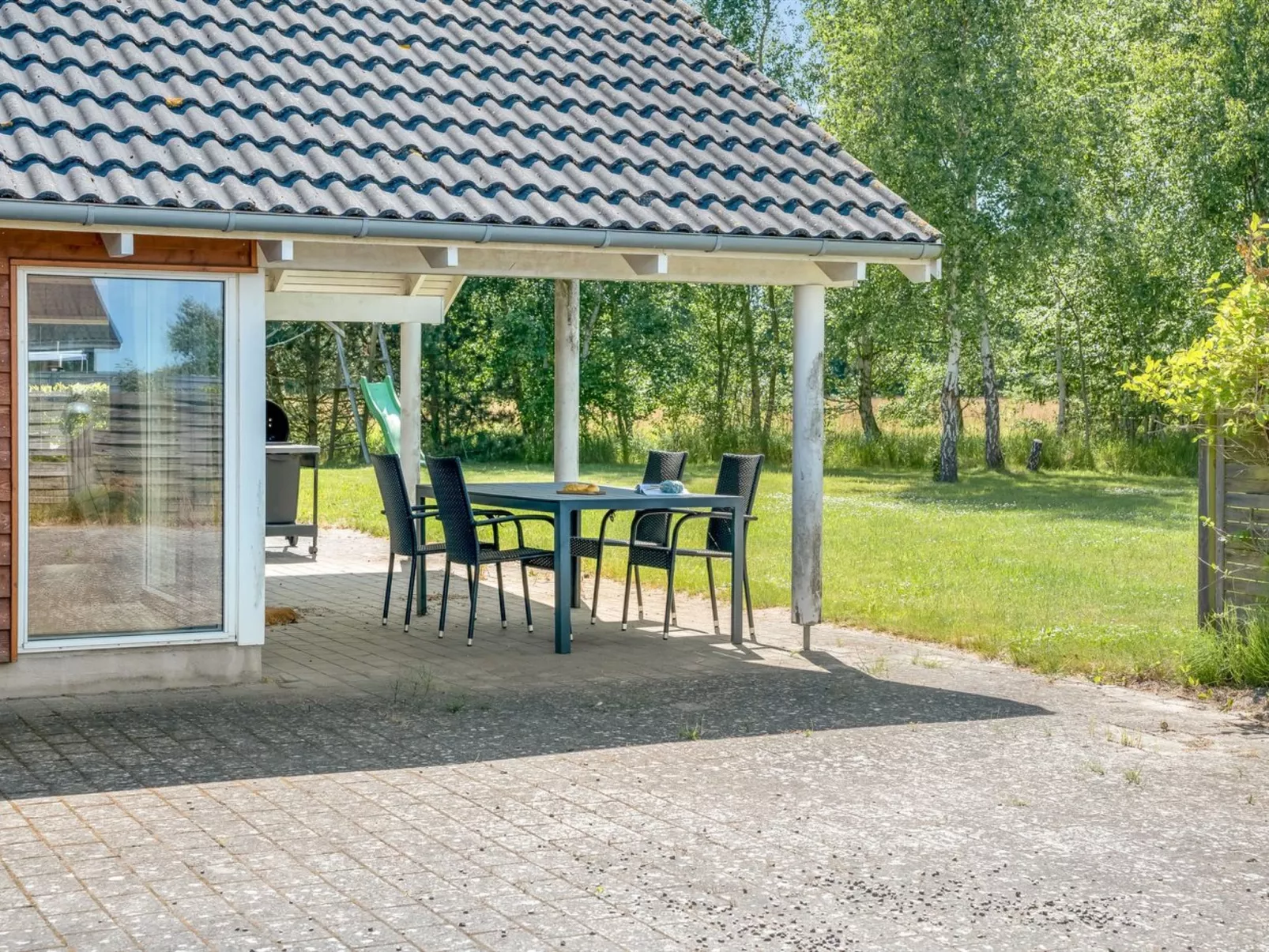 "Vilvi" - 500m from the sea-Buiten