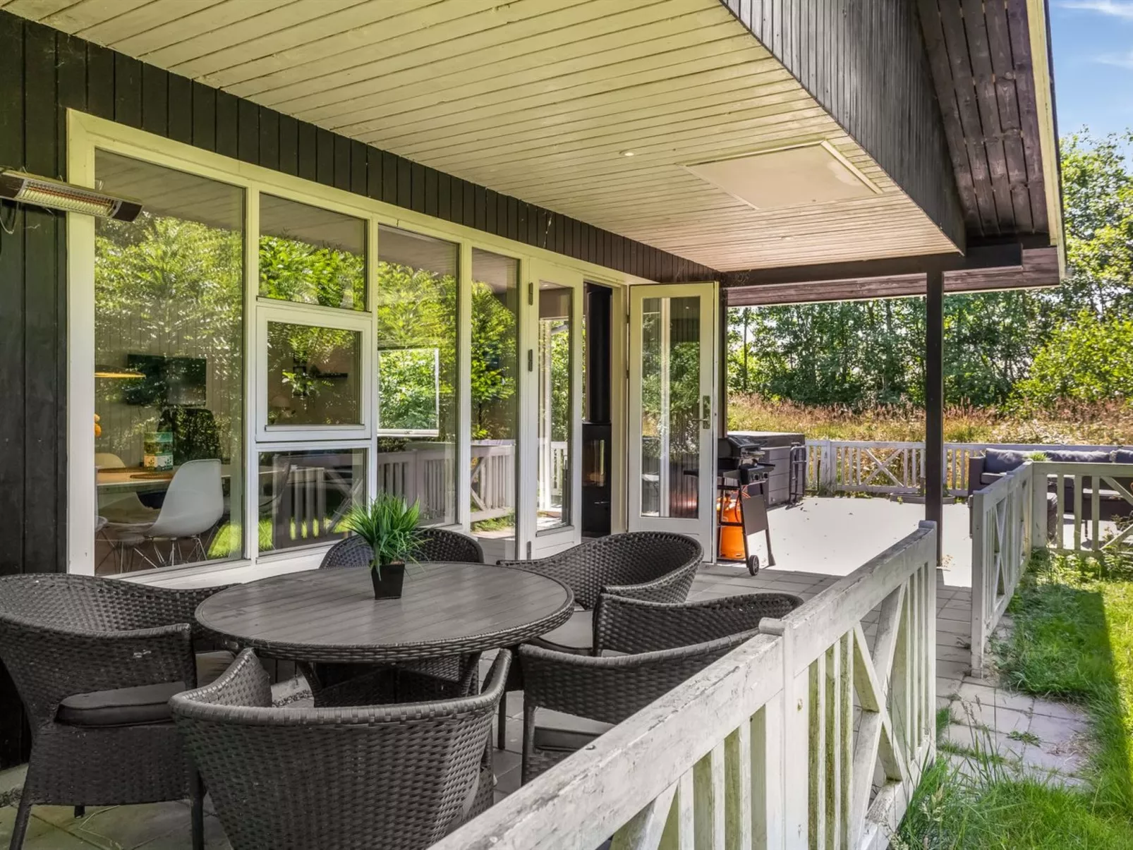 "Maik" - 1.5km from the sea-Buiten