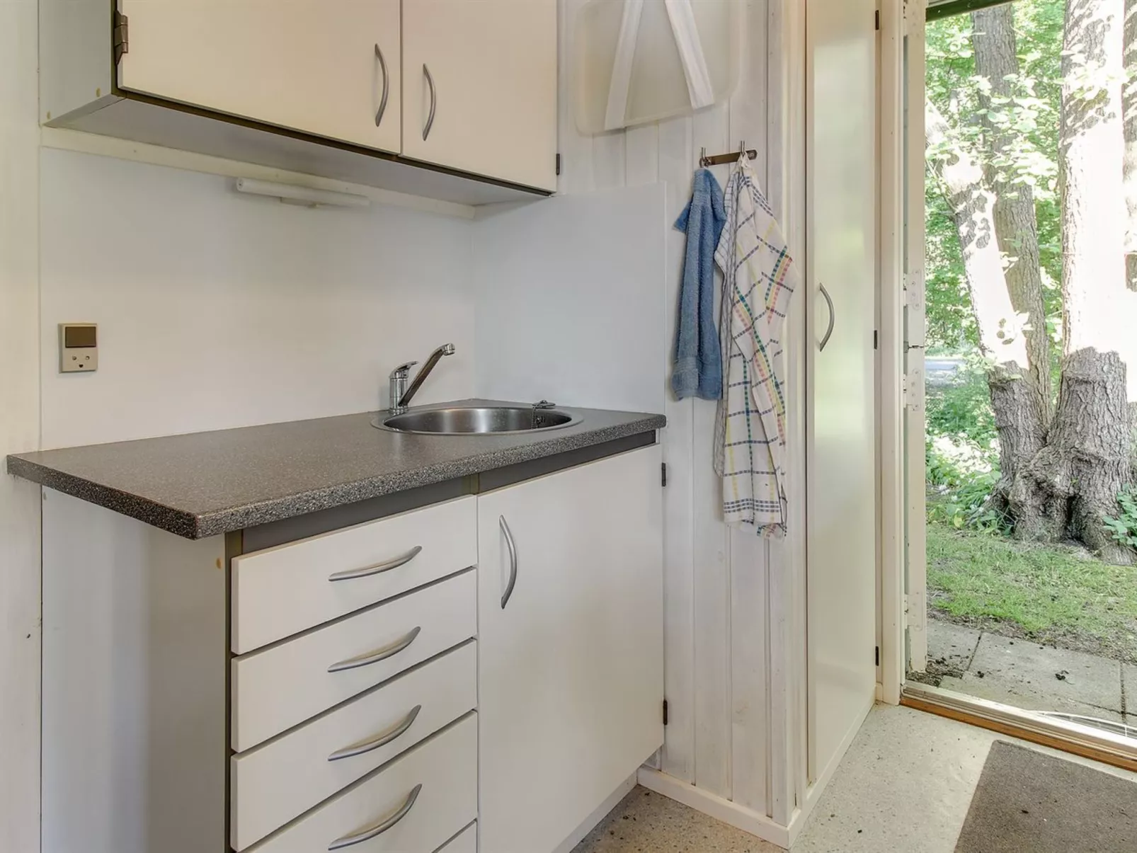 "Virve" - 300m from the sea-Binnen