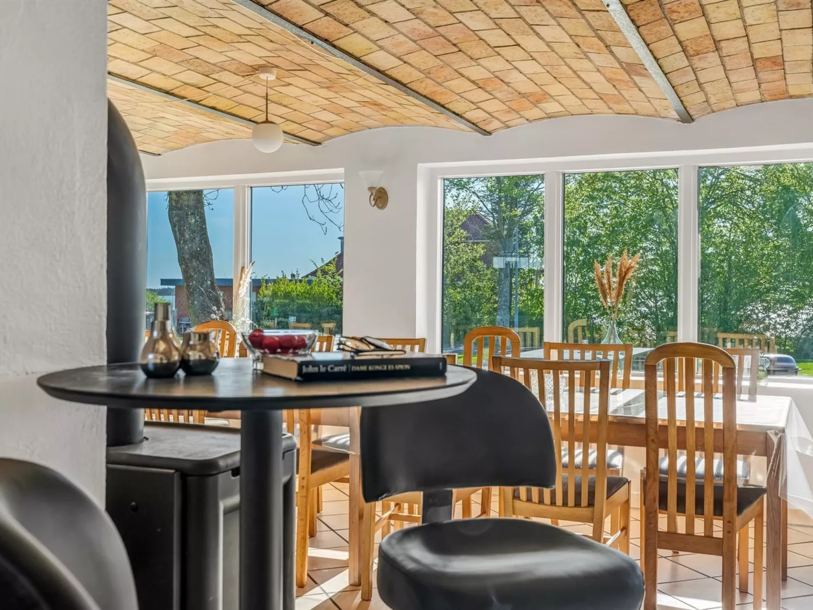 "Kara" - 100m to the fjord-Binnen