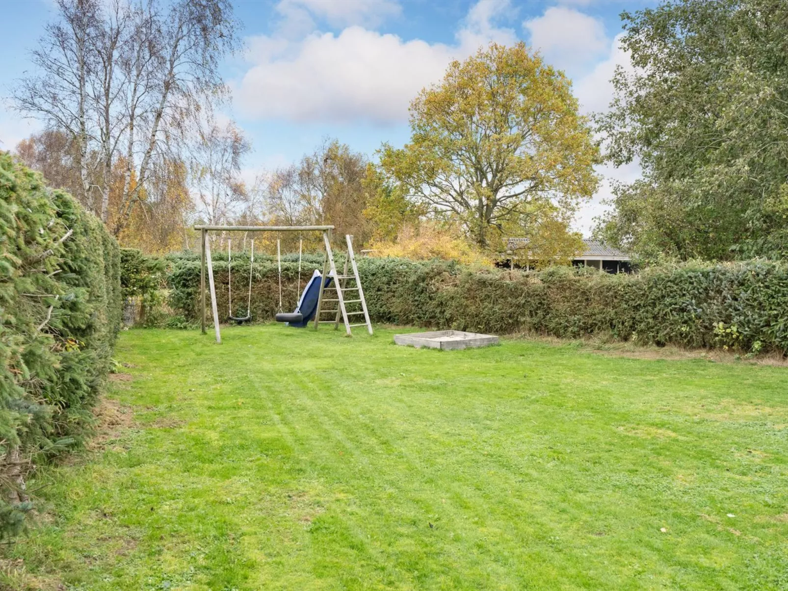 "Tayler" - 1.8km from the sea-Buiten