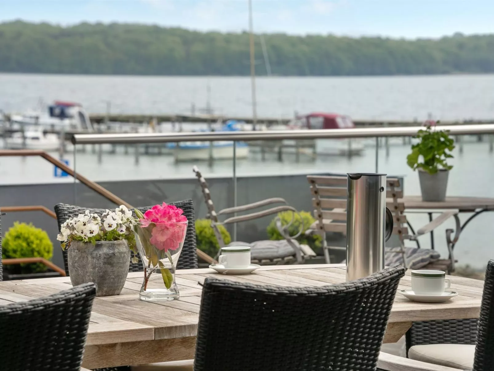 "Florinda" - 10m from the sea-Buiten