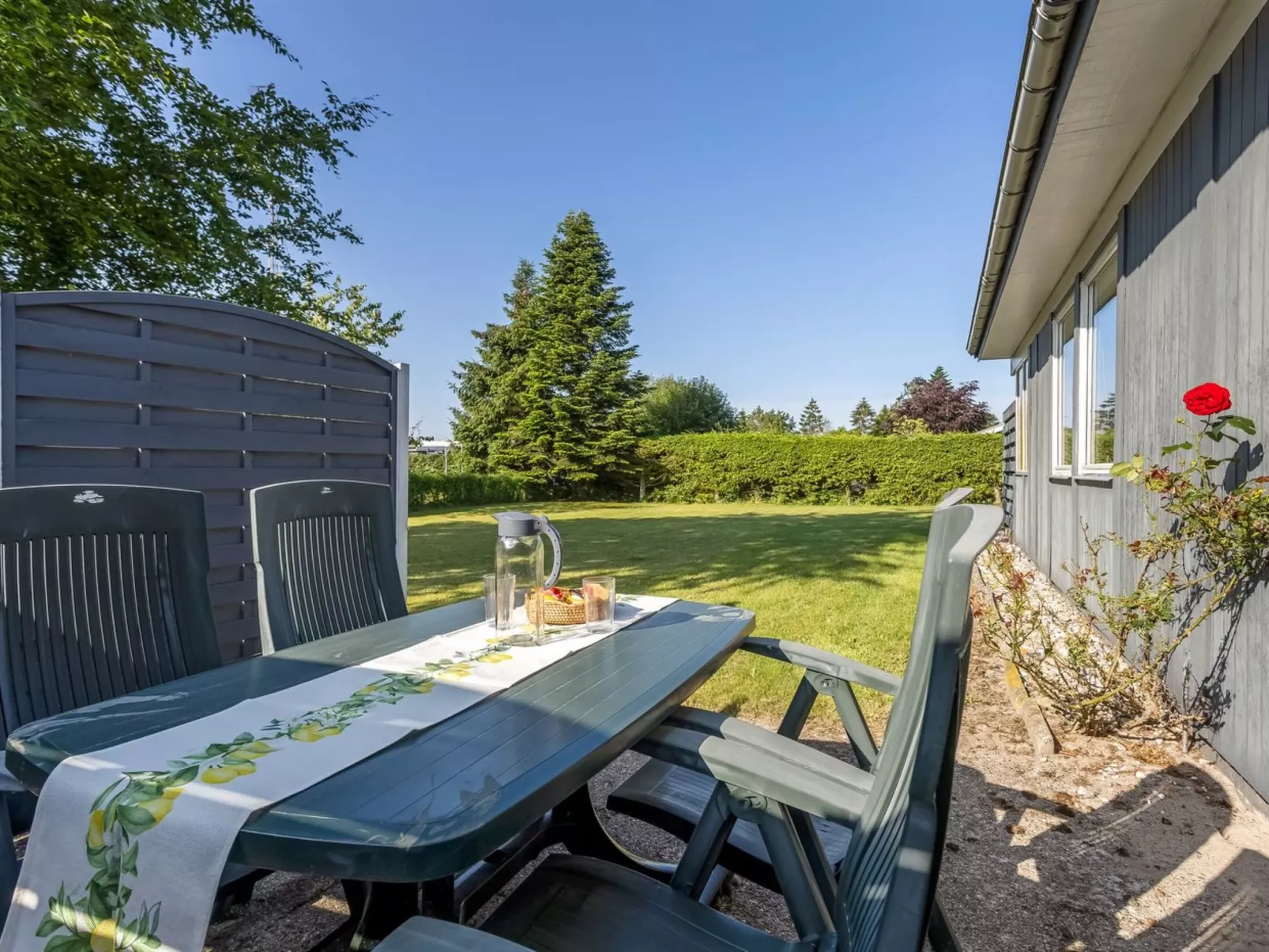 "Davida" - 400m from the sea-Buiten