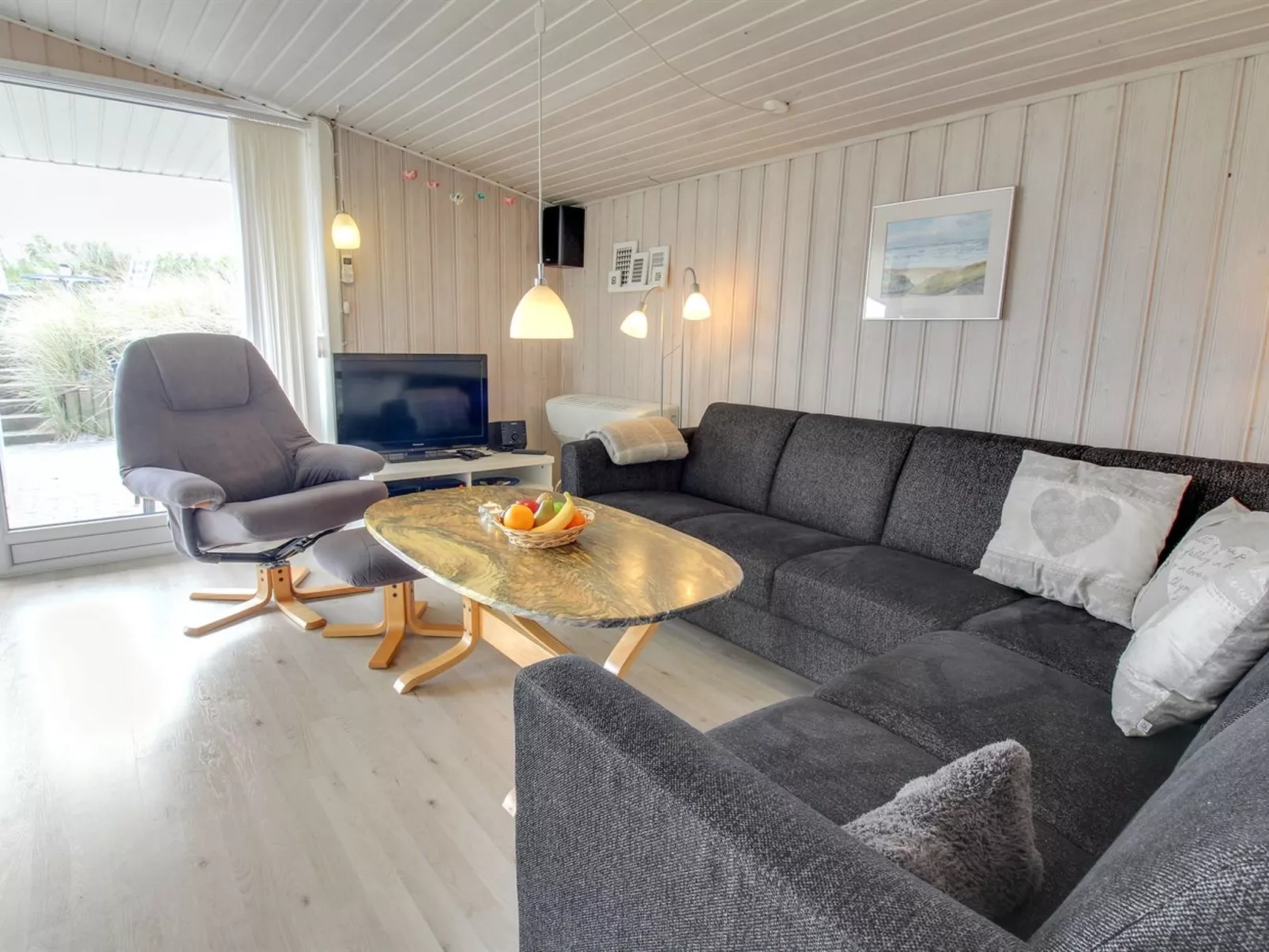 "Laurens" -  from the sea-Binnen