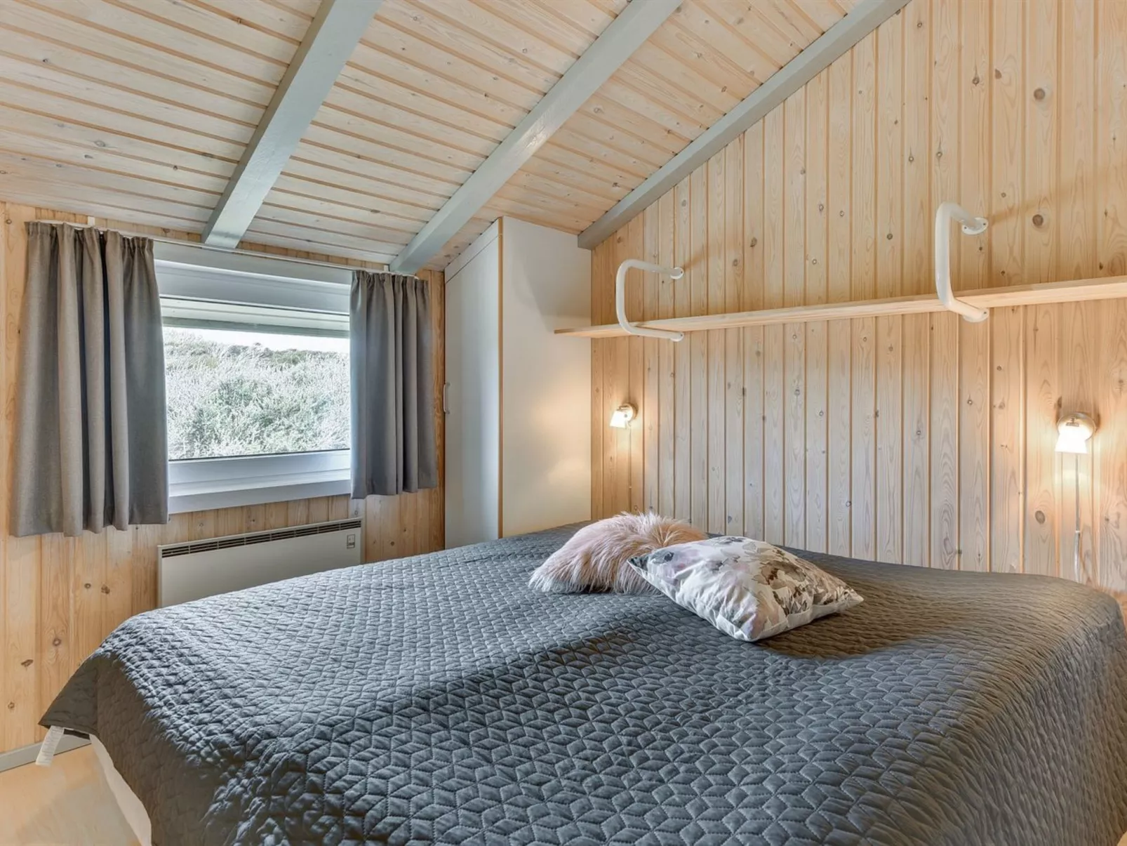 "Tennie" - 300m from the sea-Binnen