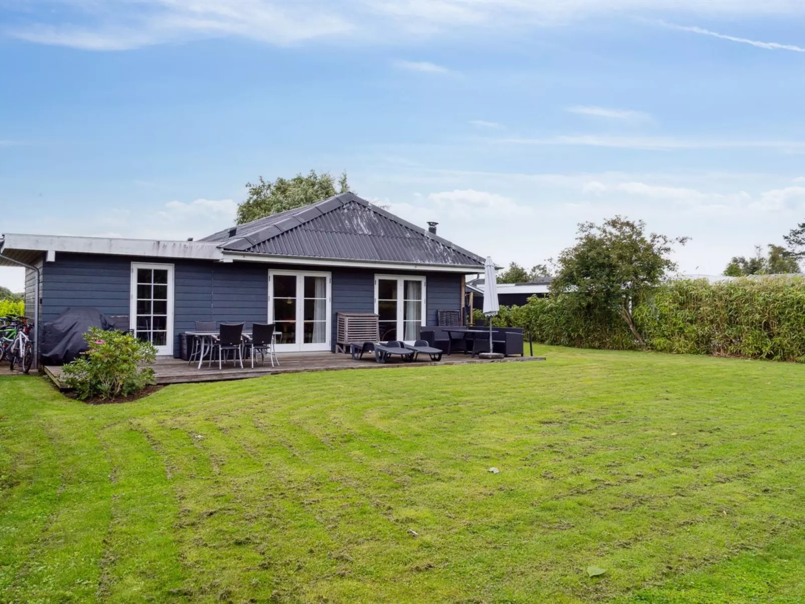 "Thala" - 150m from the sea-Buiten