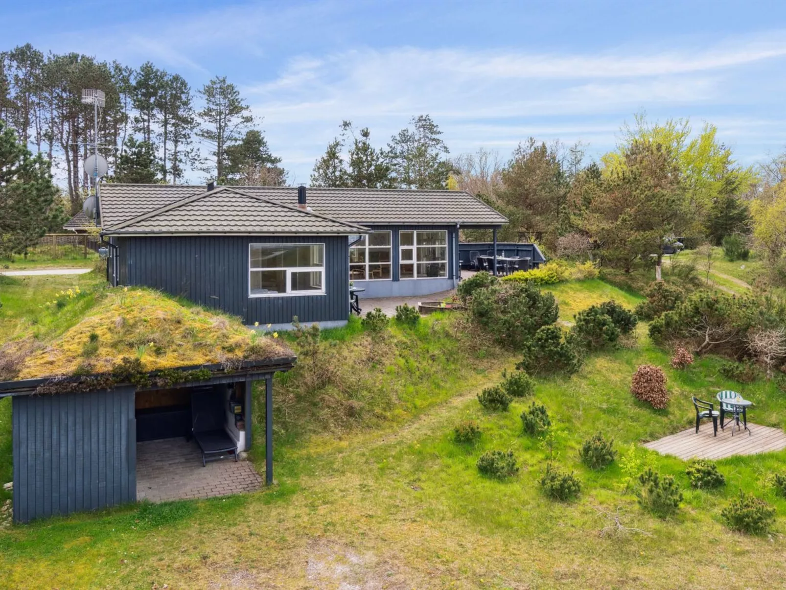 "Farah" - 275m from the sea-Buiten