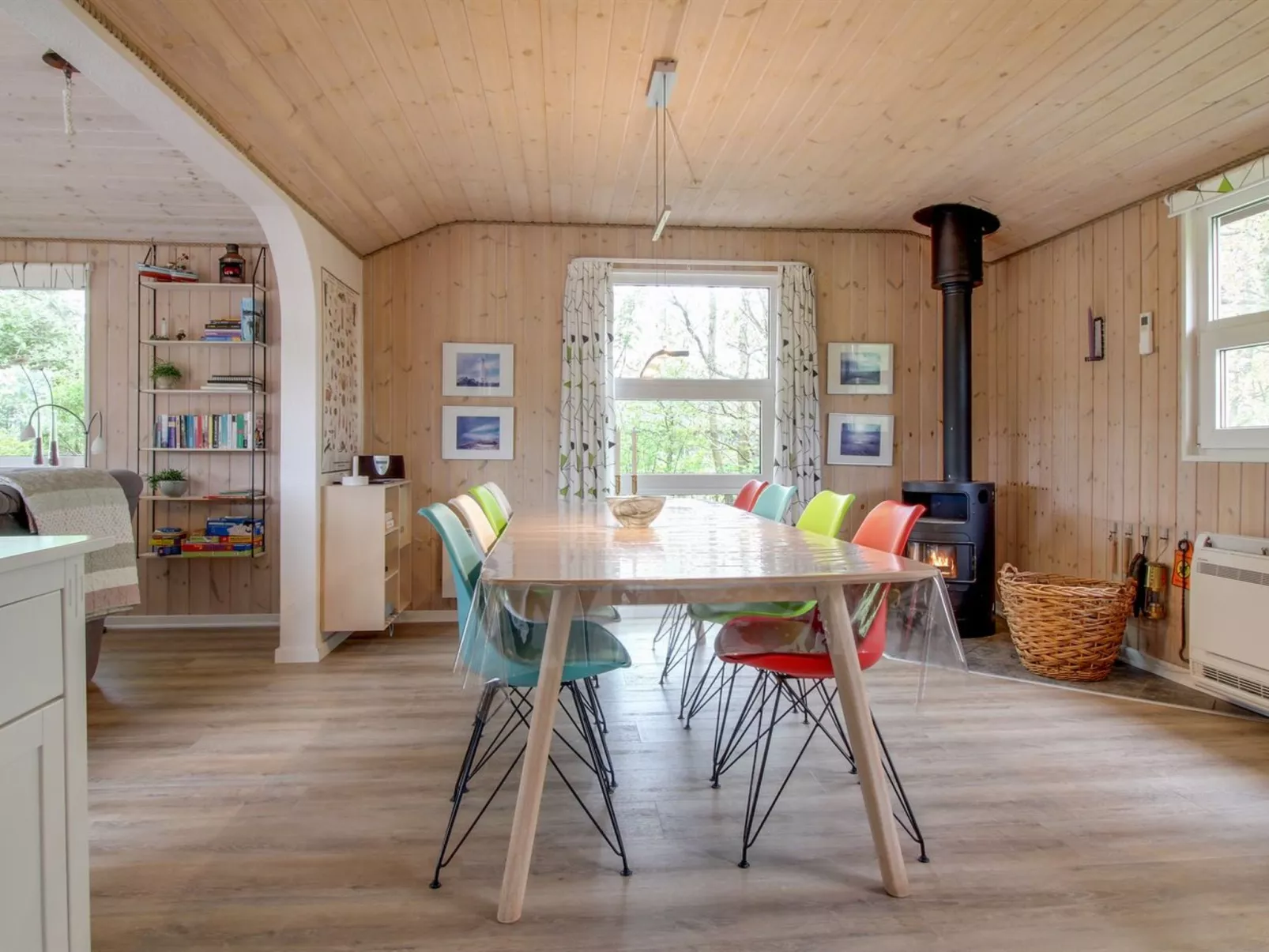 "Gudni" - 250m from the sea-Binnen