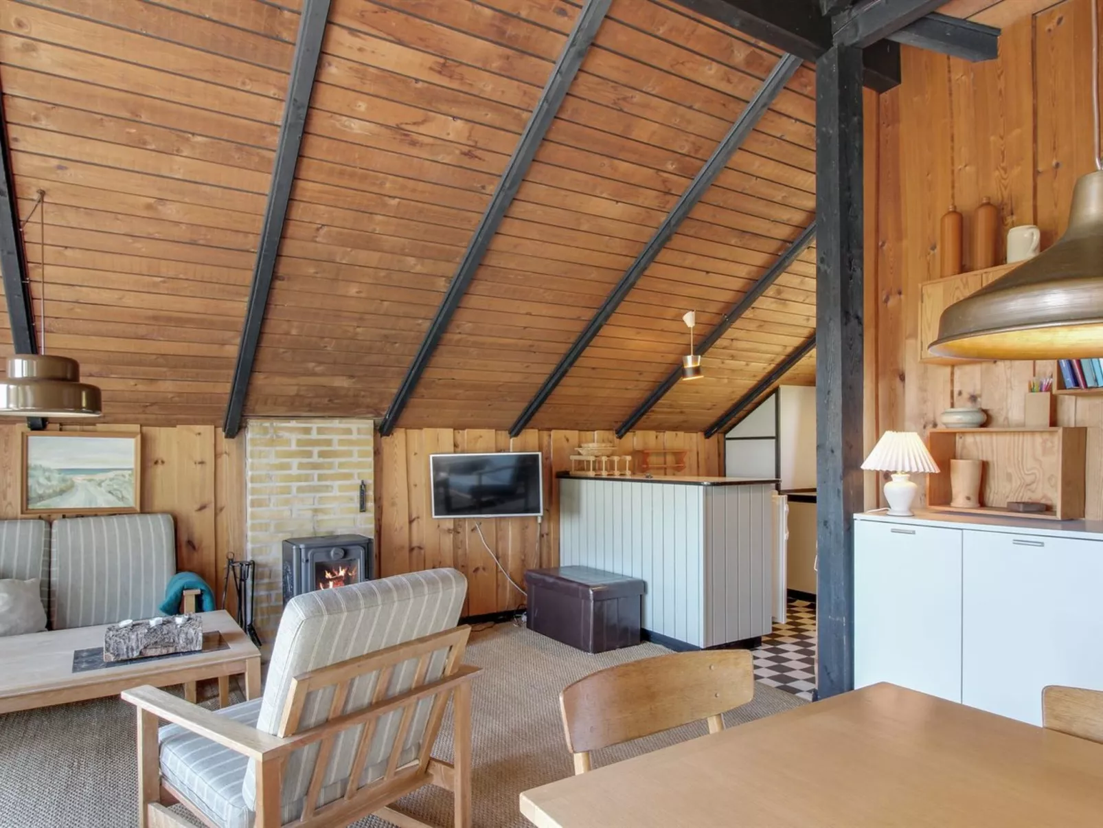 "Ernst" - 700m from the sea-Binnen