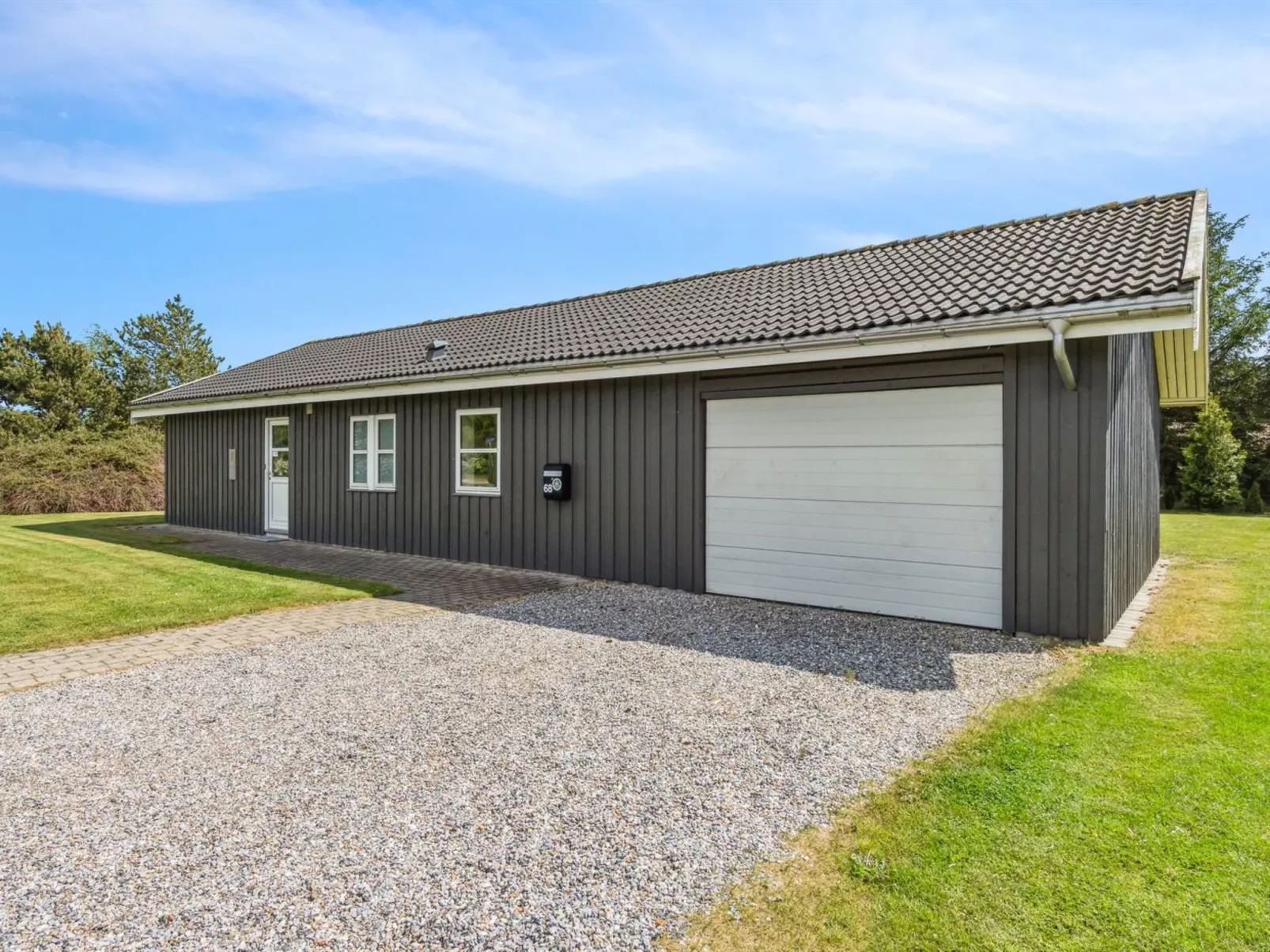 "Ljupco" - 500m to the fjord-Buiten