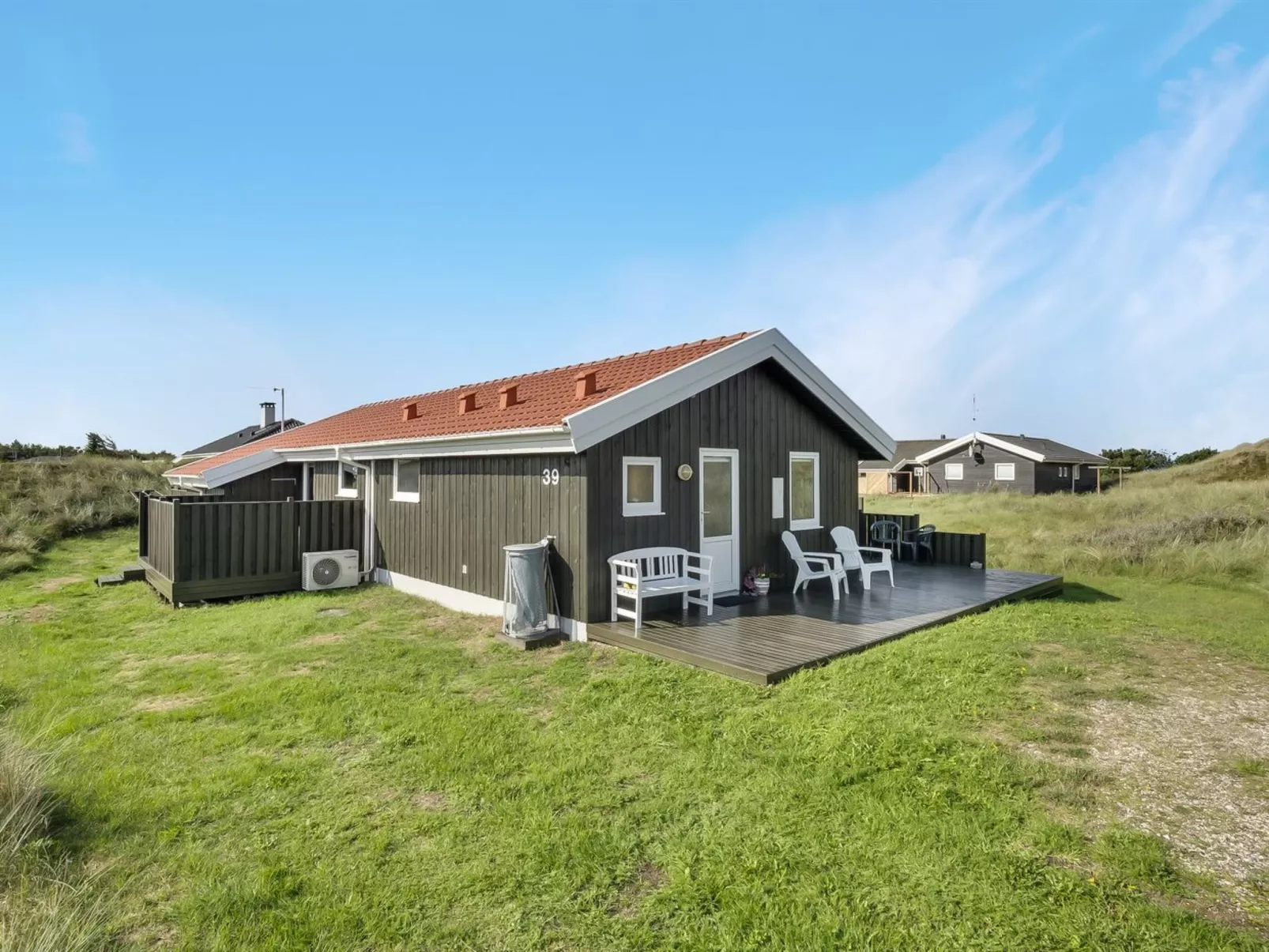 "Suometar" - 400m from the sea-Buiten