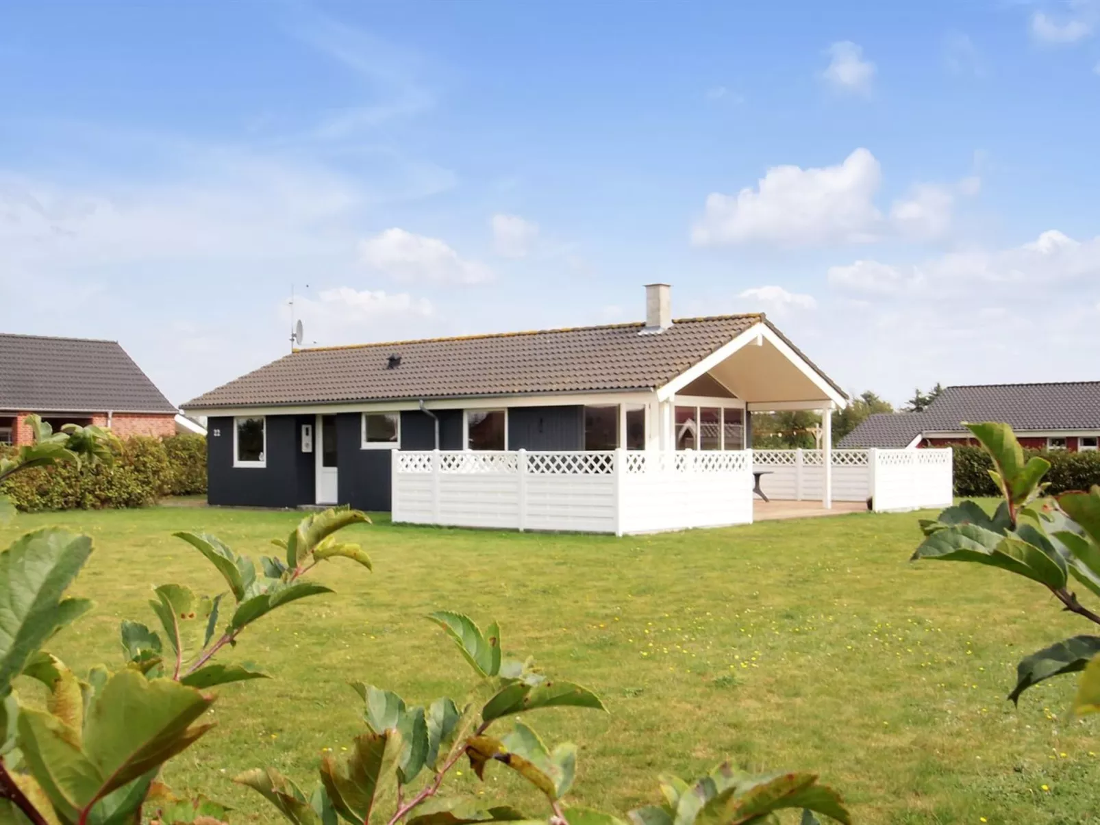 "Picabo" - 750m to the fjord-Buiten