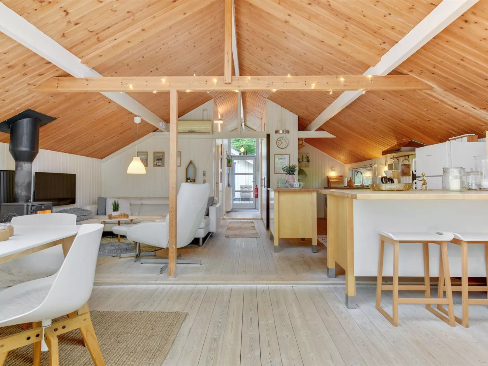 "Swenki" - 29km from the sea-Binnen