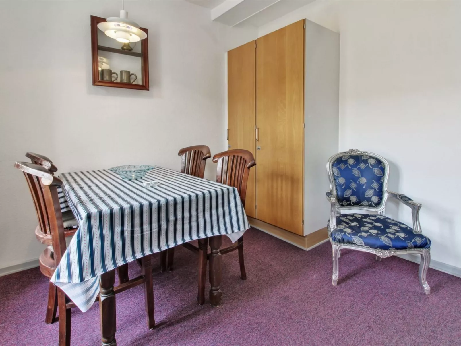 "Herman" - 22km from the sea-Binnen