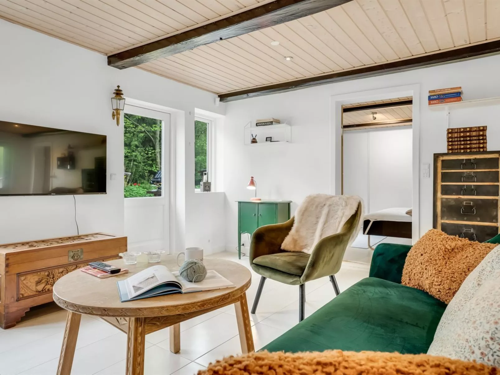 "Onida" - 5.5km from the sea-Binnen