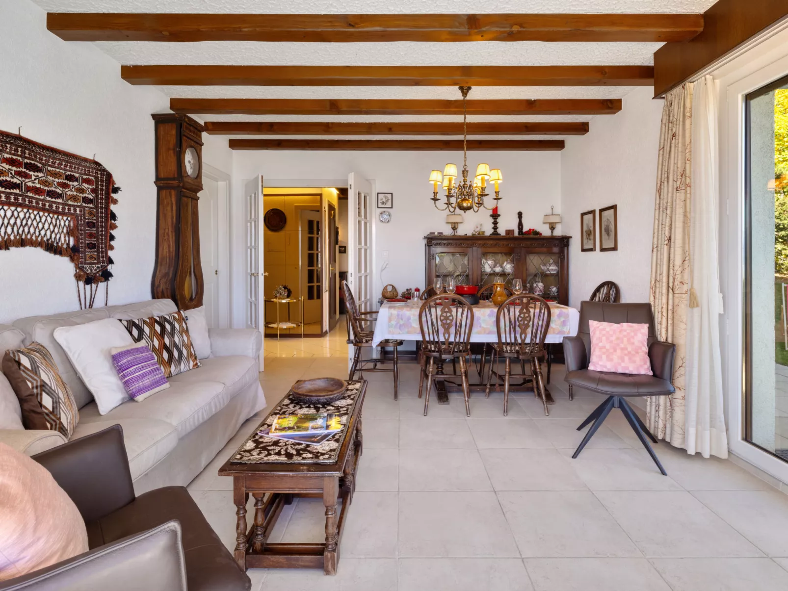 Marigny Dent-Blanche 9-8-Binnen