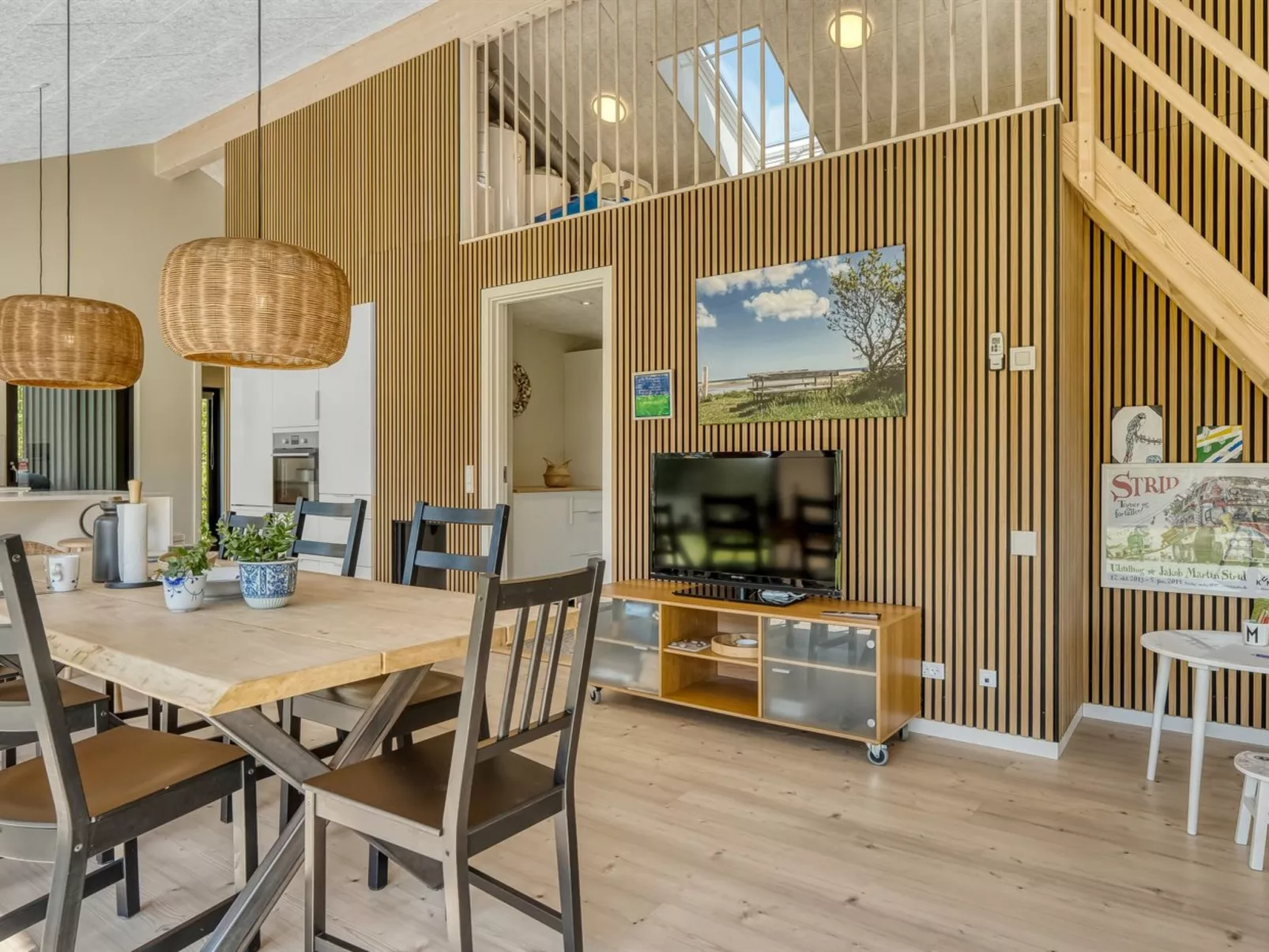 "Alfrede" -  from the sea-Binnen