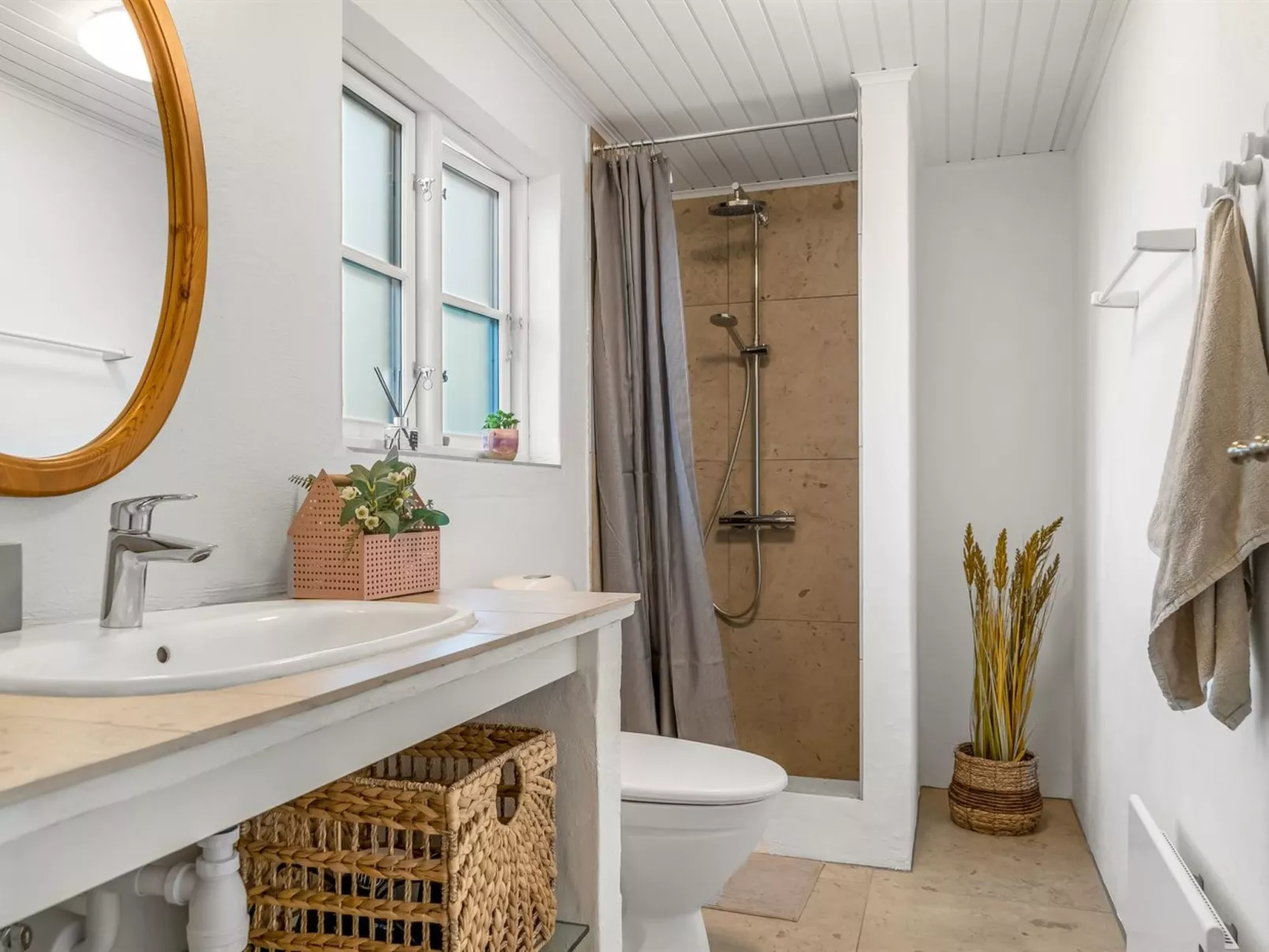 "Edmond" - 150m from the sea-Binnen