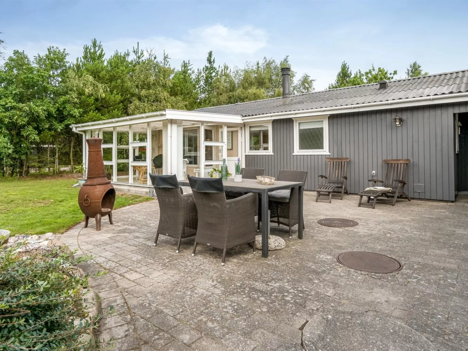 "Waghn" - 800m to the fjord-Buiten