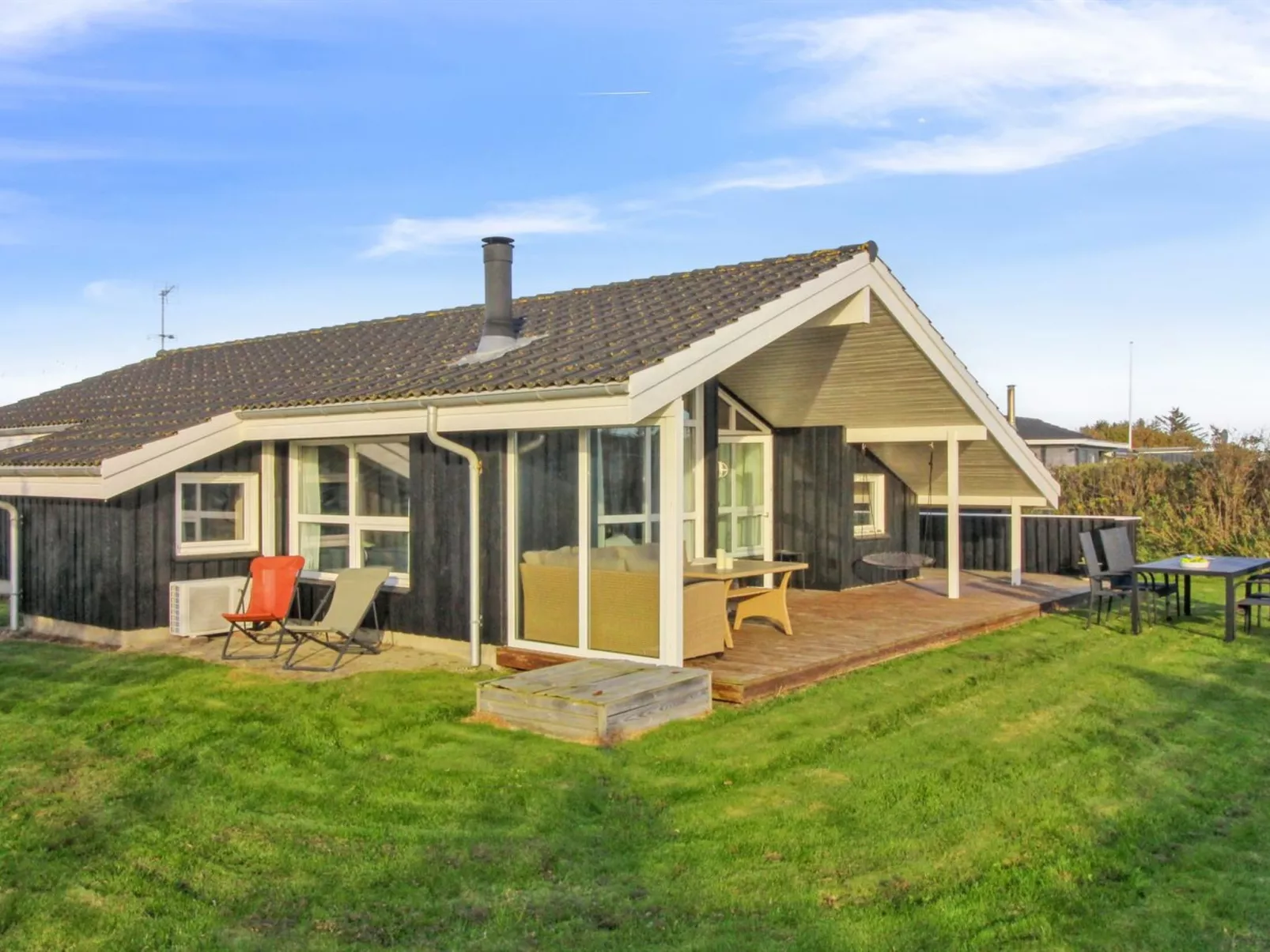 "Freda" - 400m from the sea-Buiten