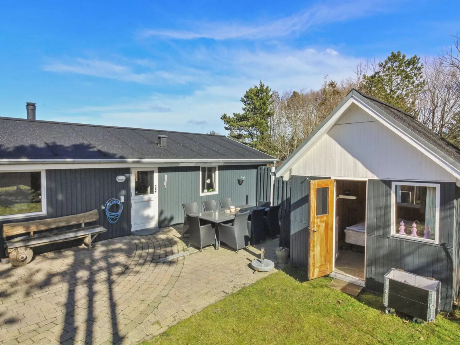 "Fridhild" - 875m from the sea-Buiten