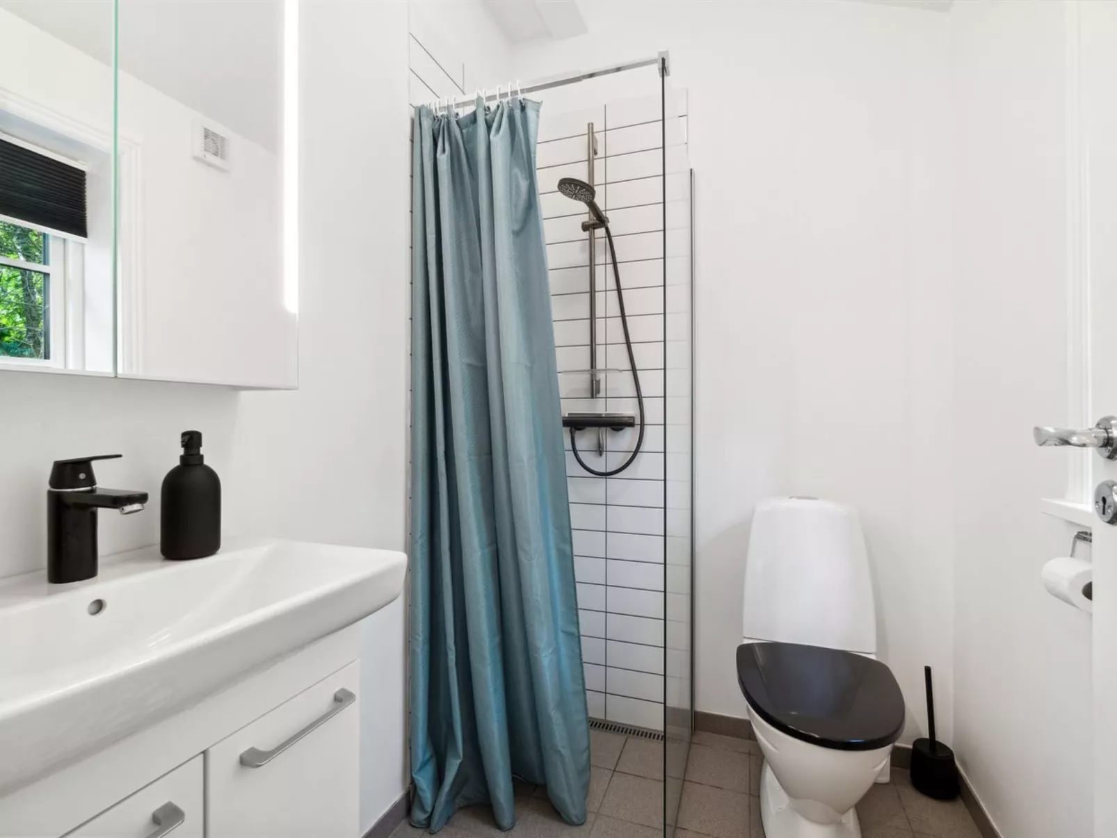 "Nayati" - 60m from the sea-Binnen