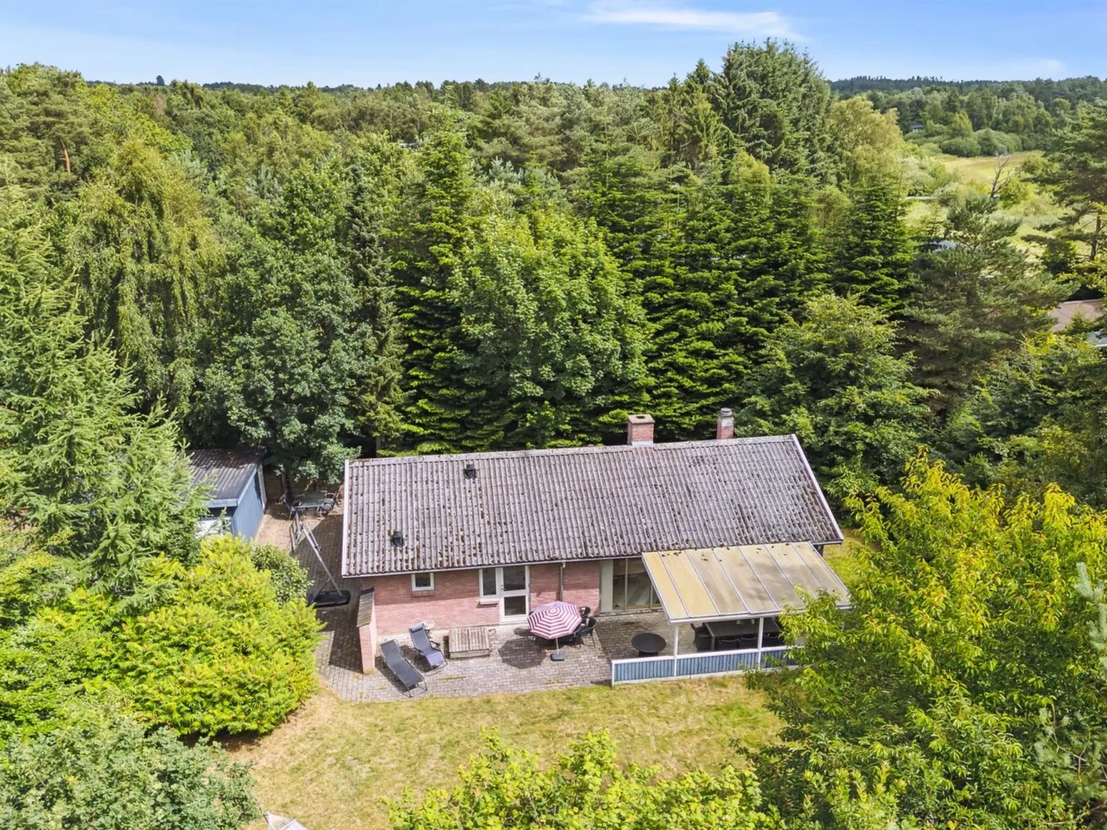 "Ingebrit" - 7km from the sea-Buiten