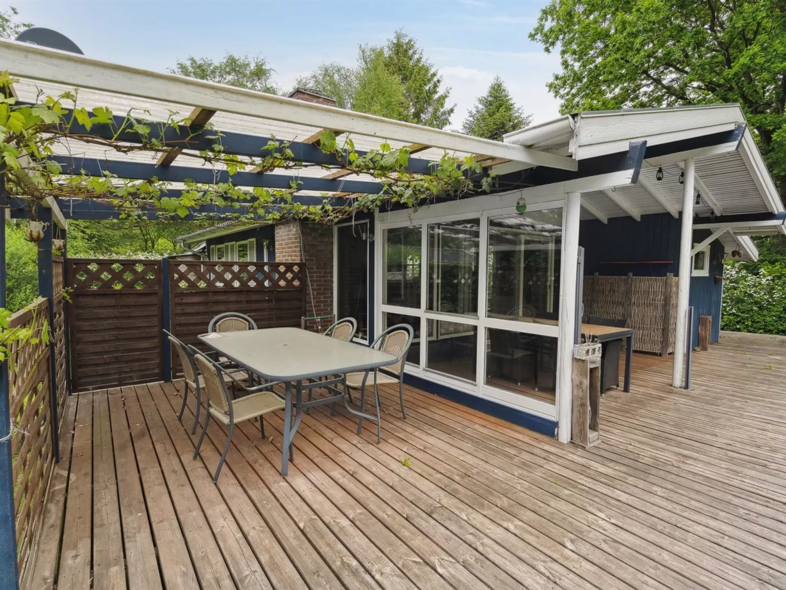 "Erlar" - 30km from the sea-Buiten