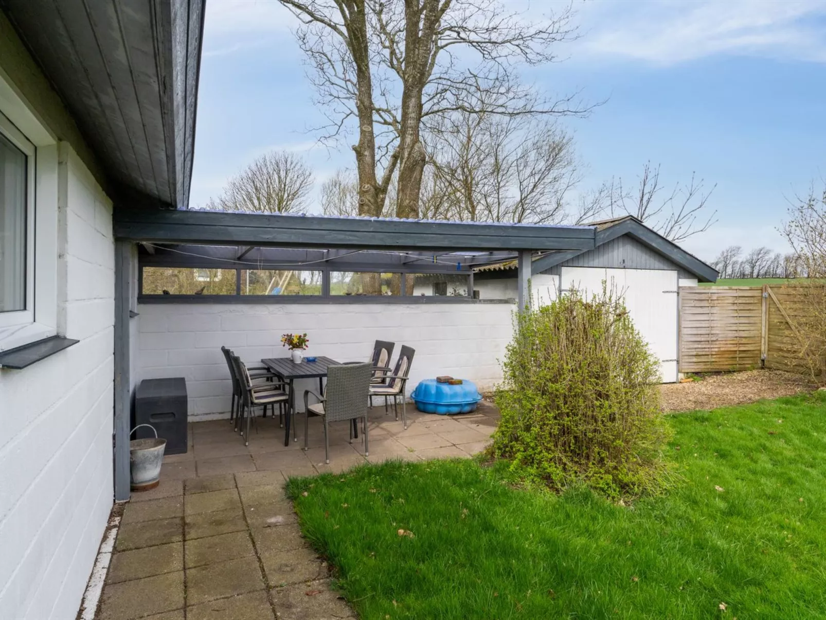 "Aletha" - 300m to the fjord-Buiten