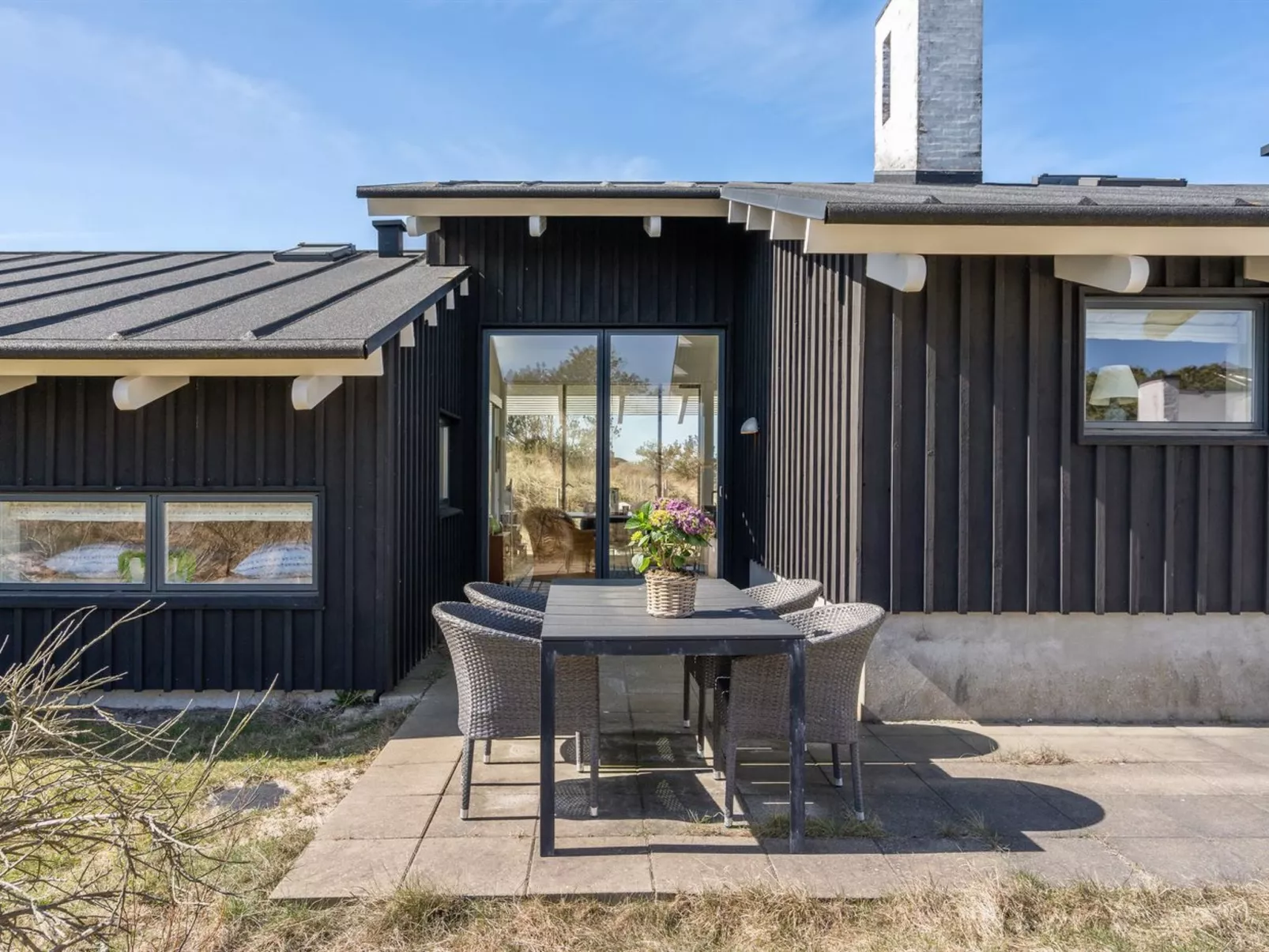 "Annrike" - 400m from the sea-Buiten