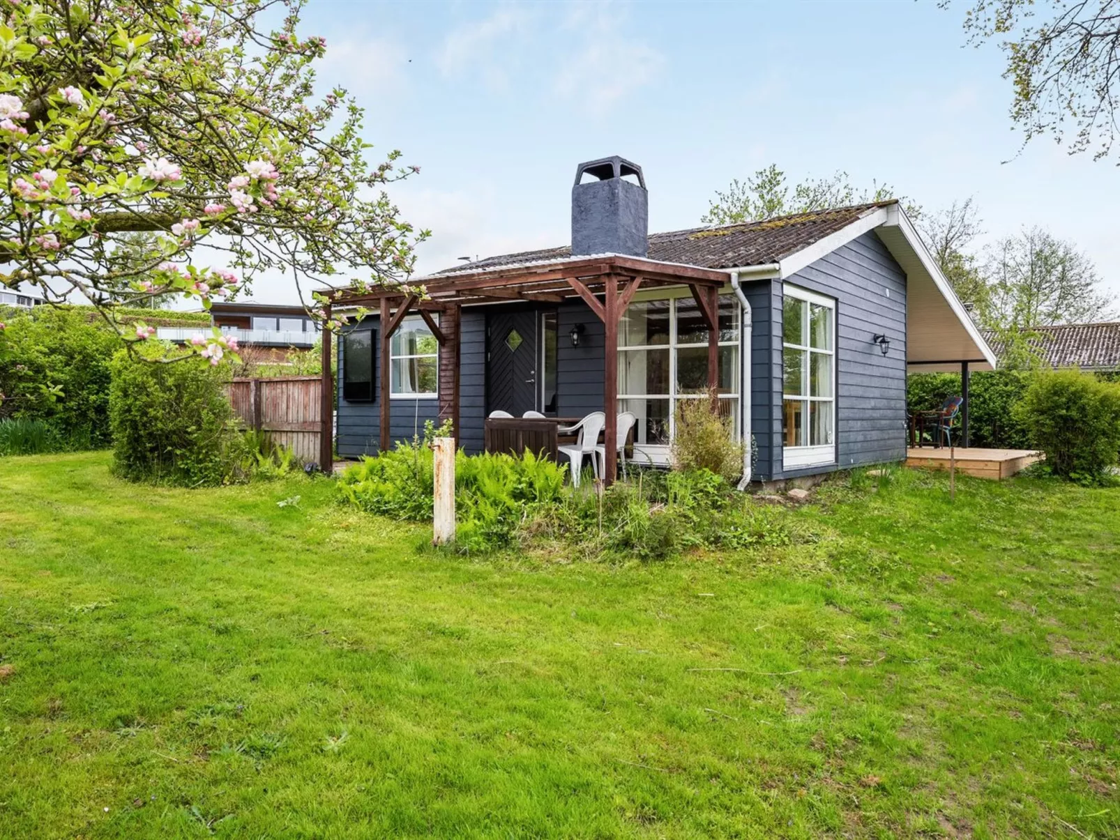 "Venla" - 150m from the sea-Buiten