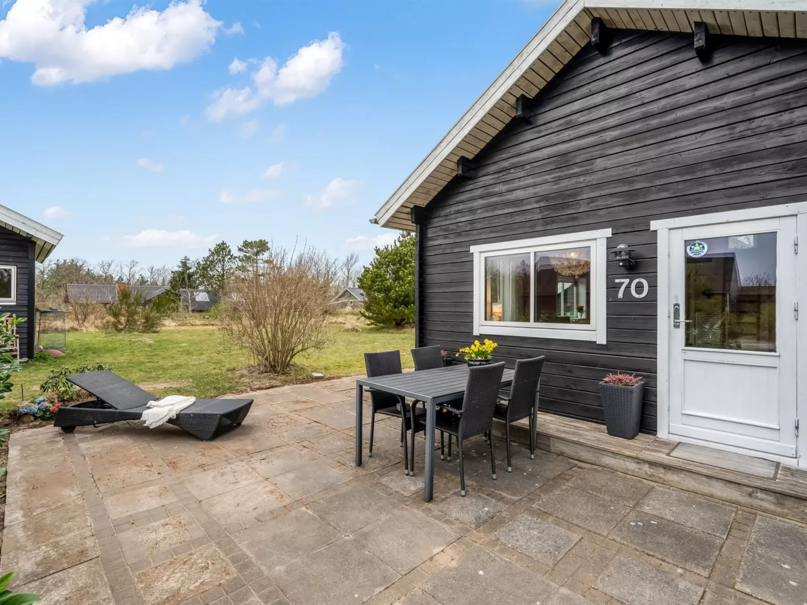 "Oddger" - 250m to the fjord-Buiten