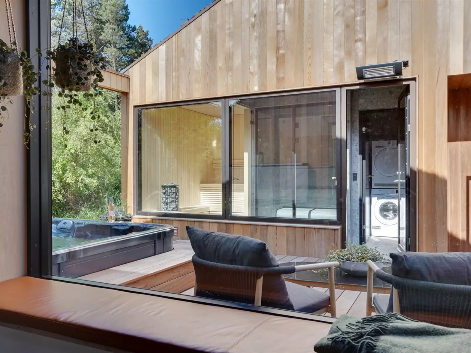 "Stellan" - 1.4km from the sea-Binnen