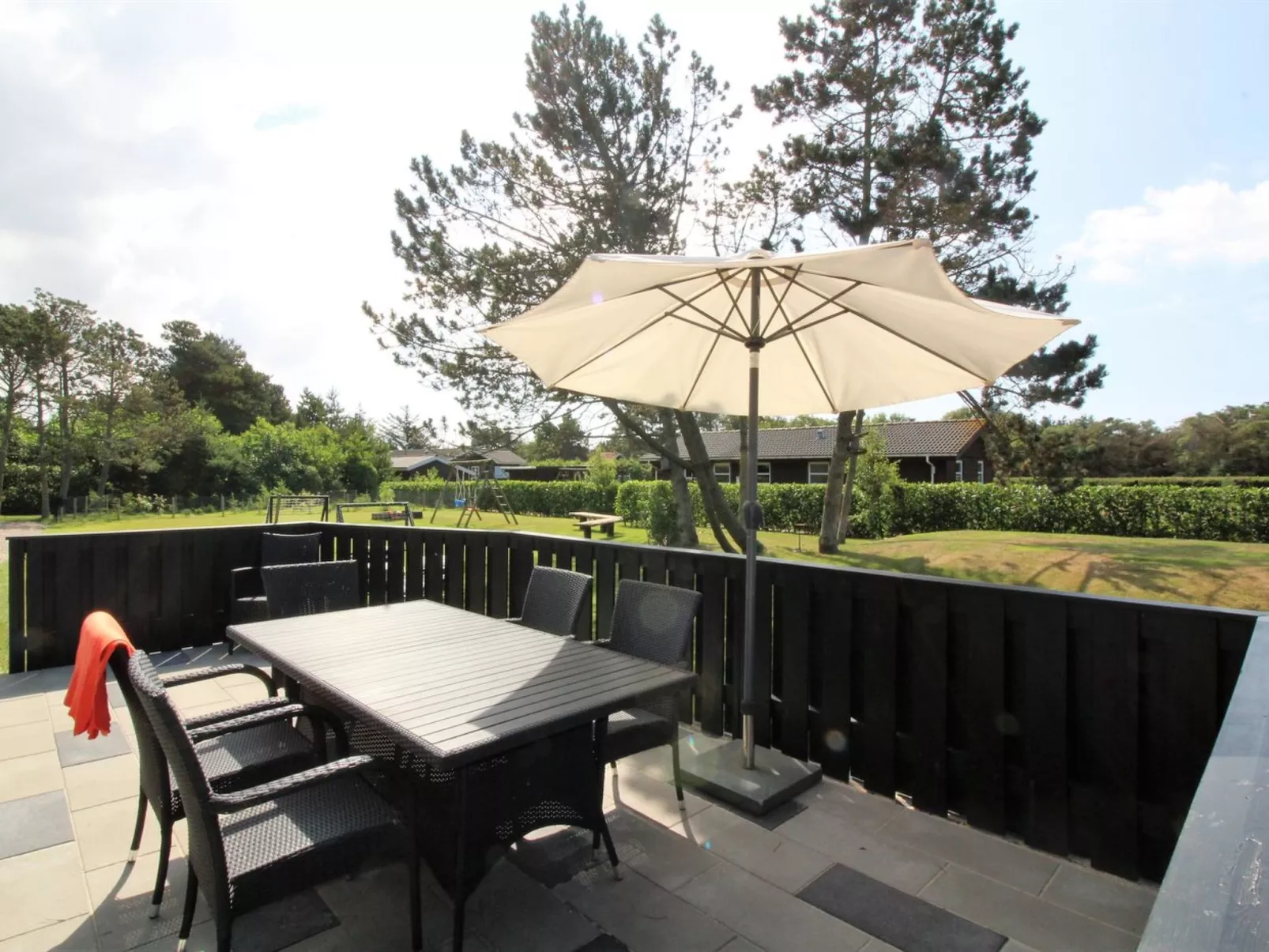 "Kadir" - 500m from the sea-Buiten