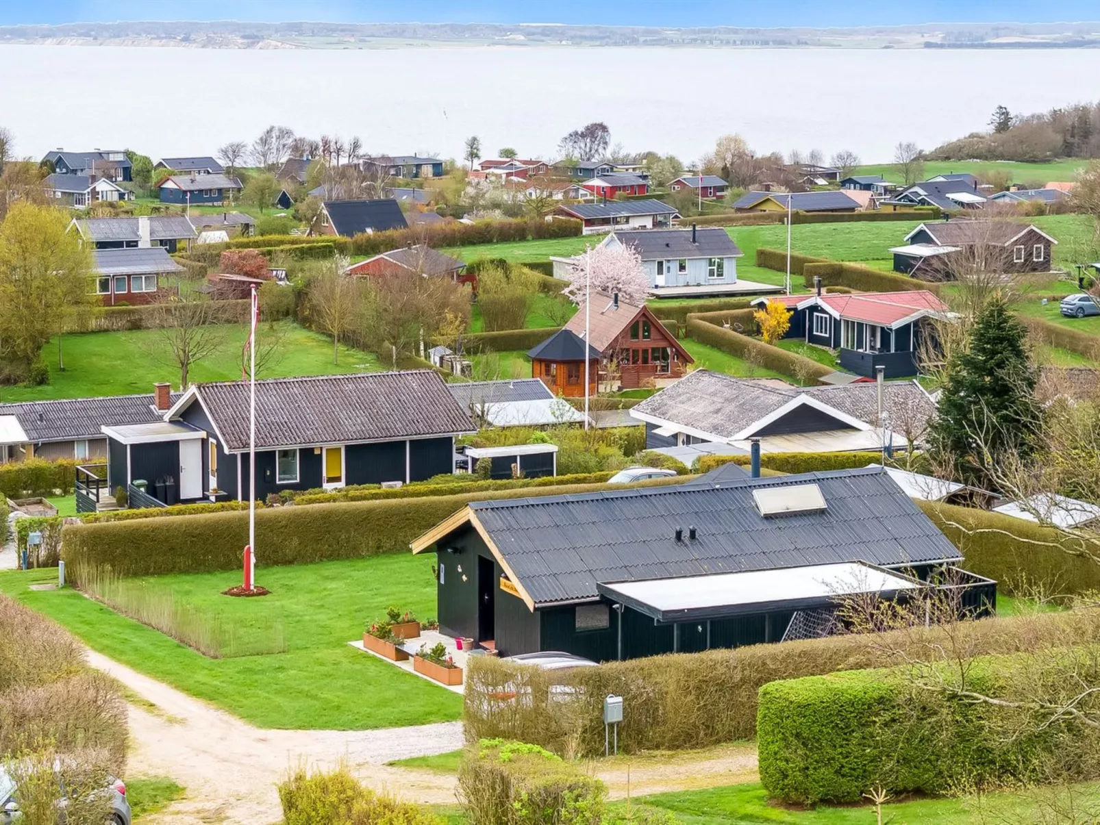 "Ofrath" - 350m to the fjord-Buiten