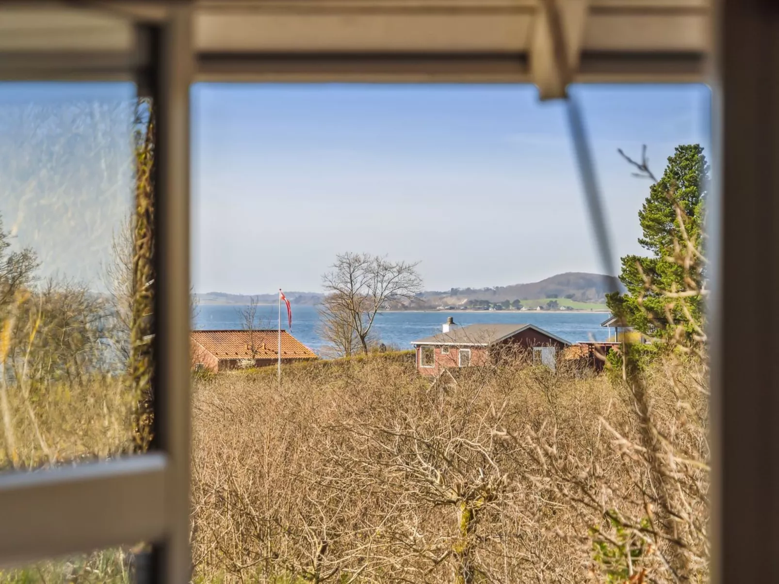 "Usbjorn" - 500m from the sea-Buiten